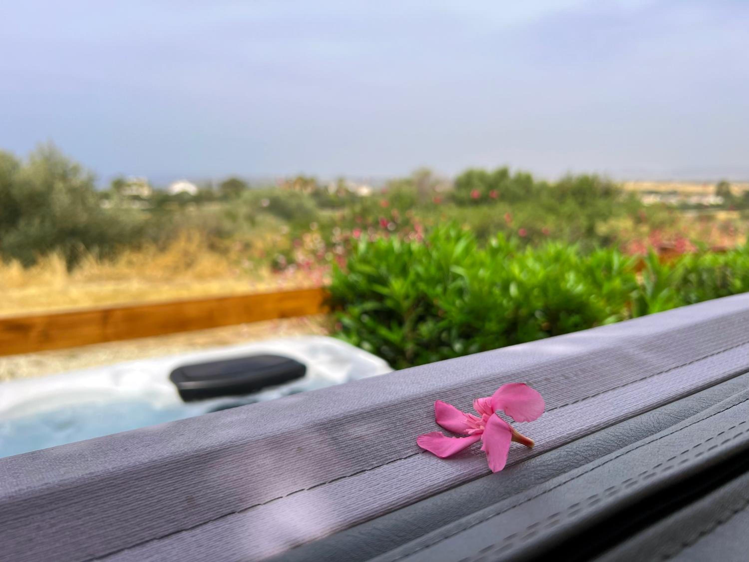 Villa Pleiades - sea views, private pool & hot tub