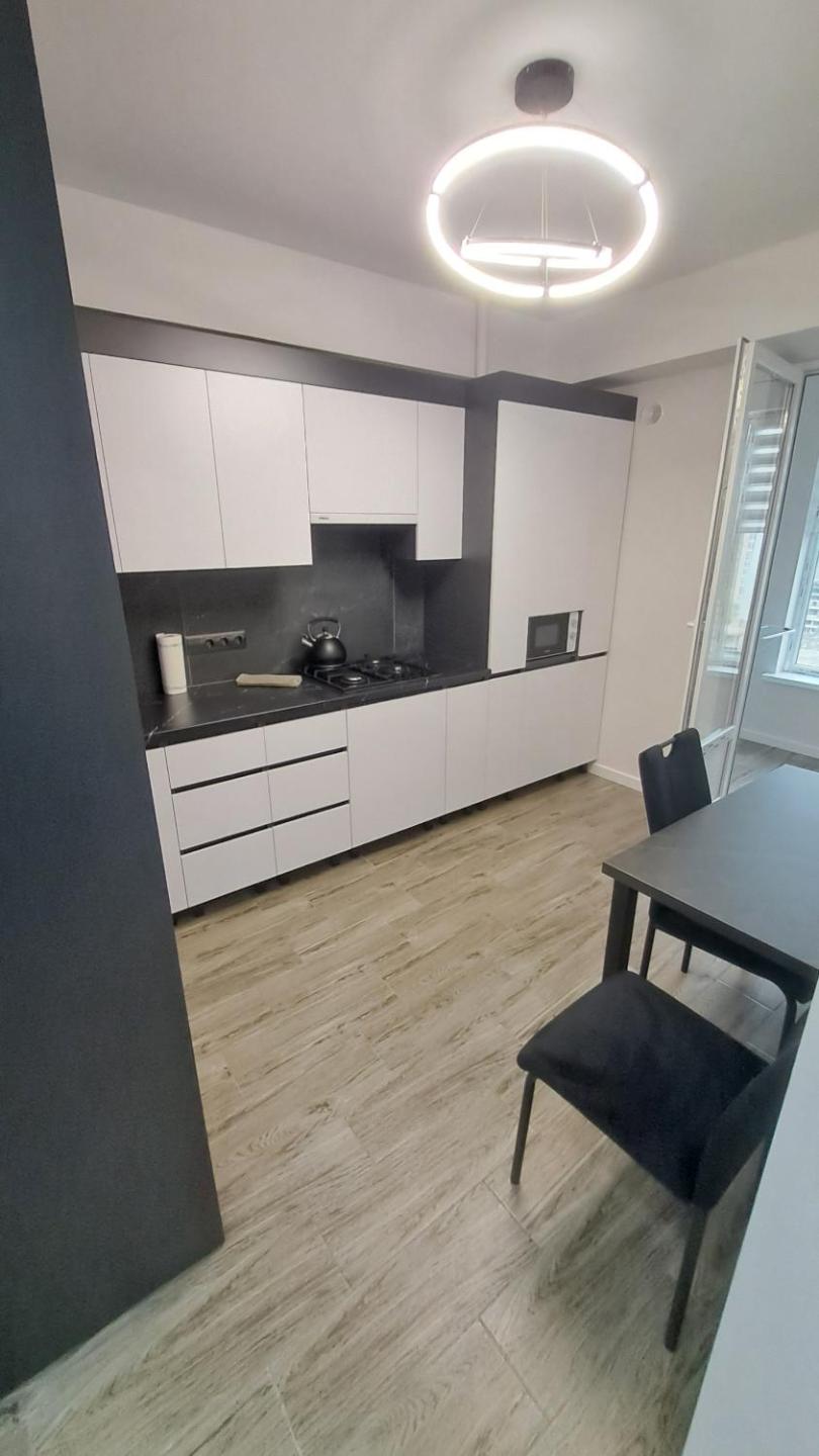 AIRPORT HOTEL&APARTMENT&parking