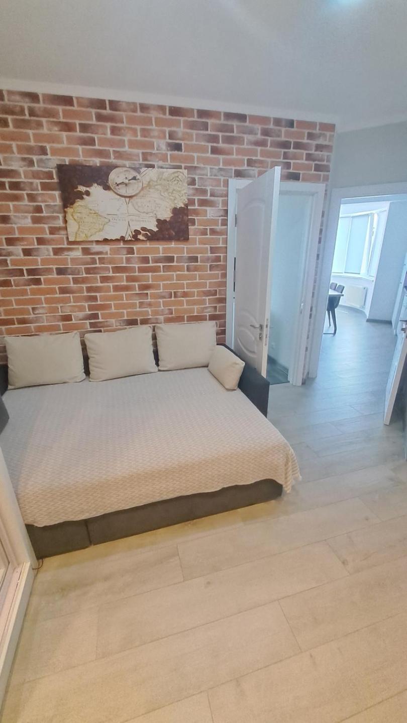 AIRPORT HOTEL&APARTMENT&parking