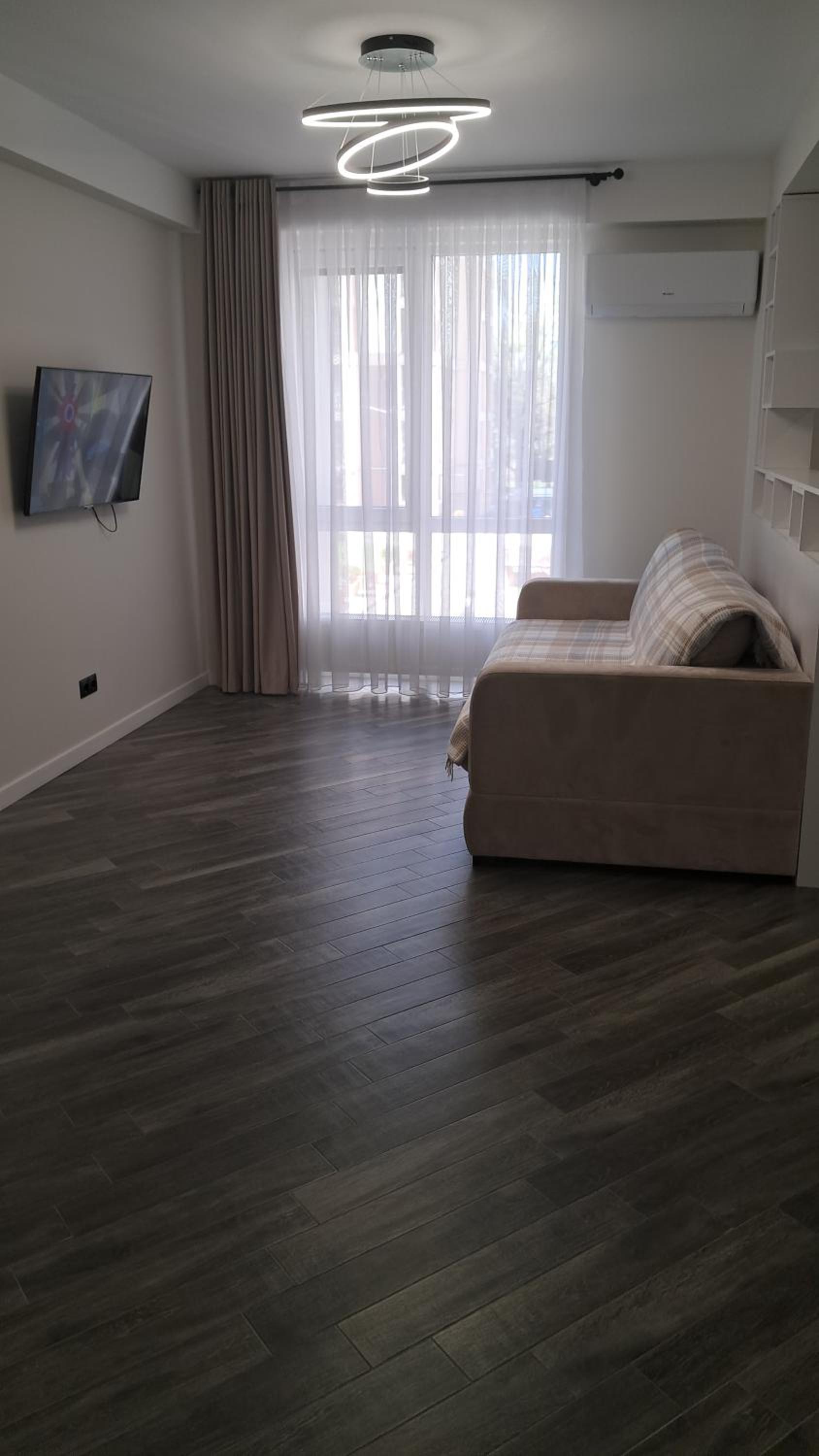 AIRPORT HOTEL&APARTMENT&parking