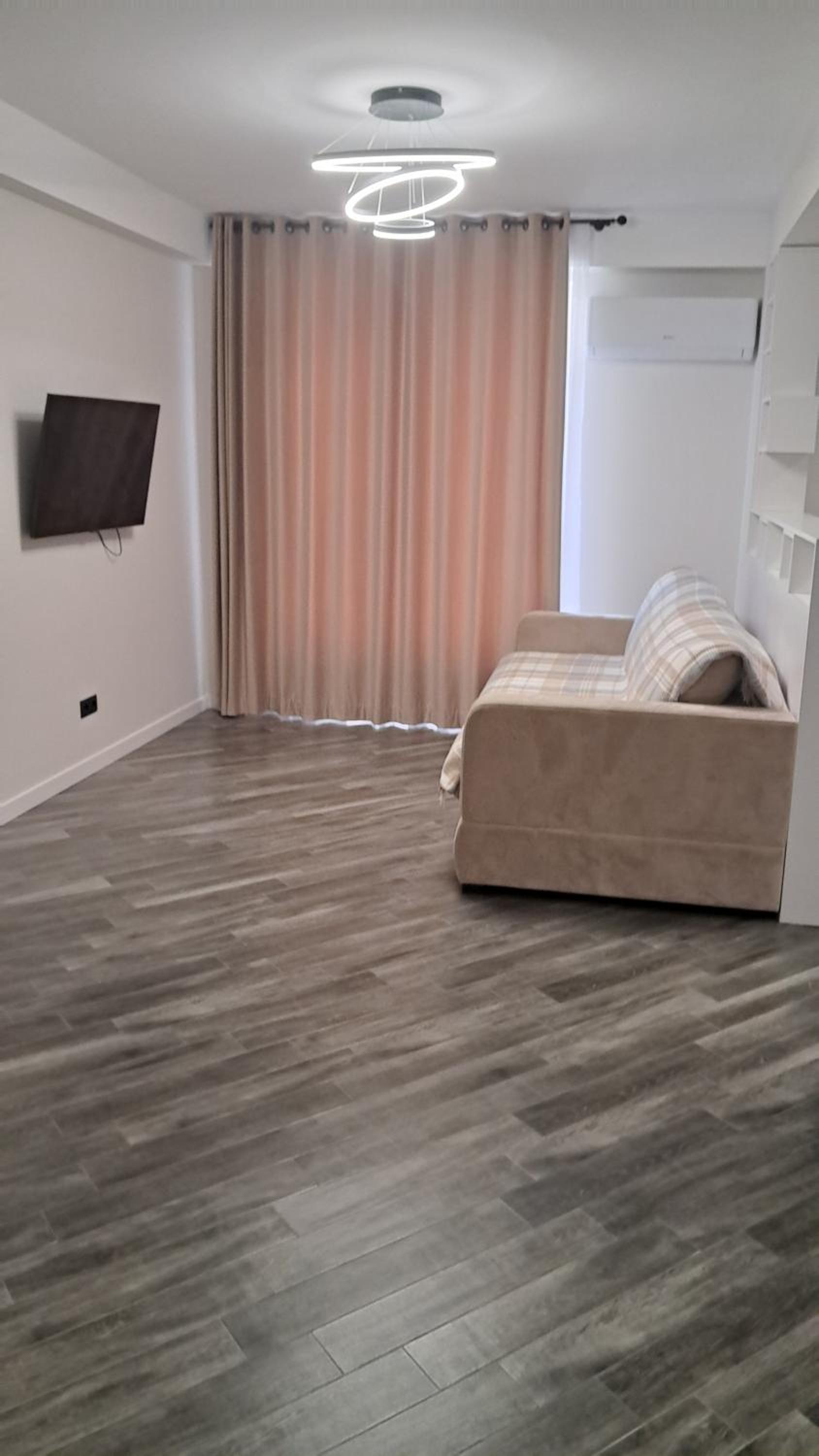 AIRPORT HOTEL&APARTMENT&parking