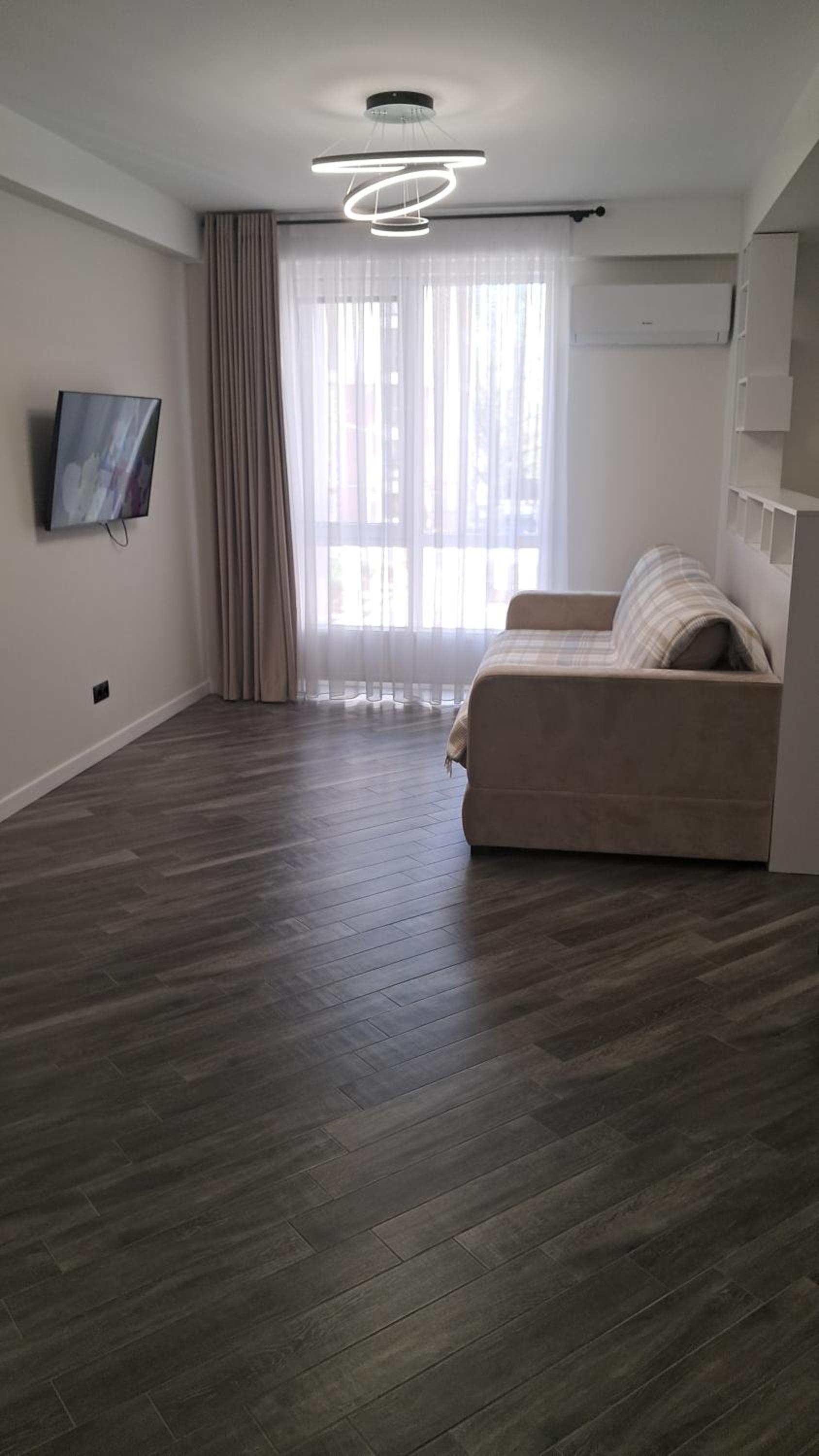 AIRPORT HOTEL&APARTMENT&parking