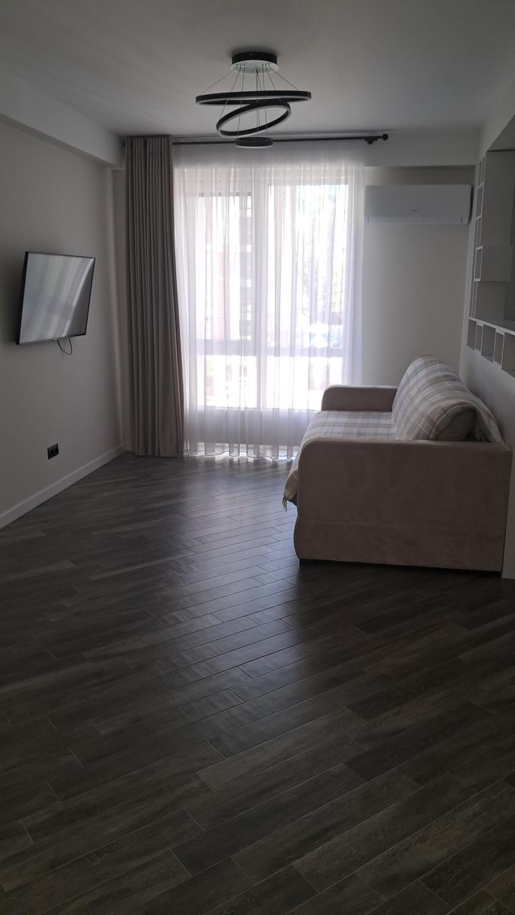 AIRPORT HOTEL&APARTMENT&parking