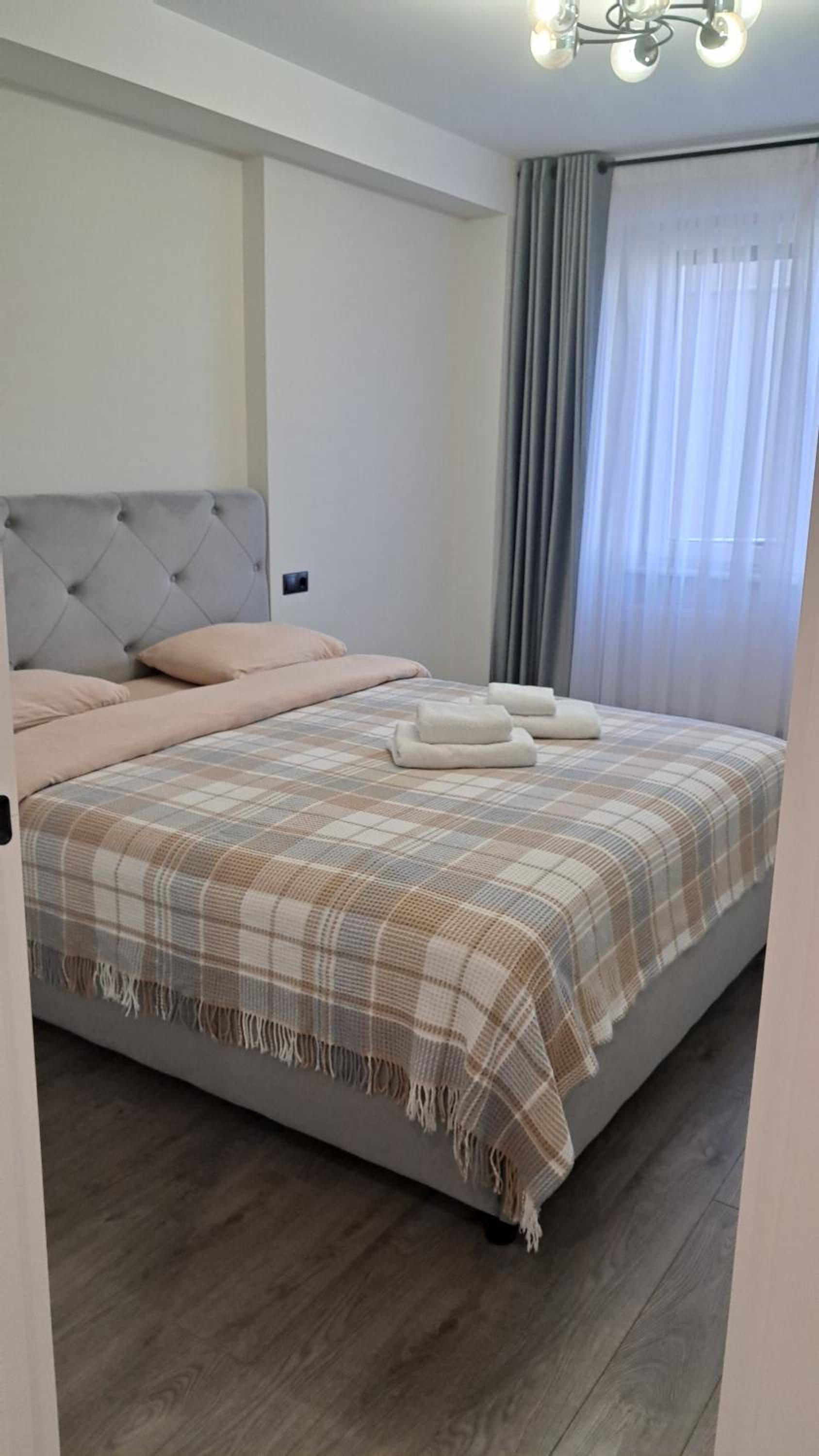 AIRPORT HOTEL&APARTMENT&parking