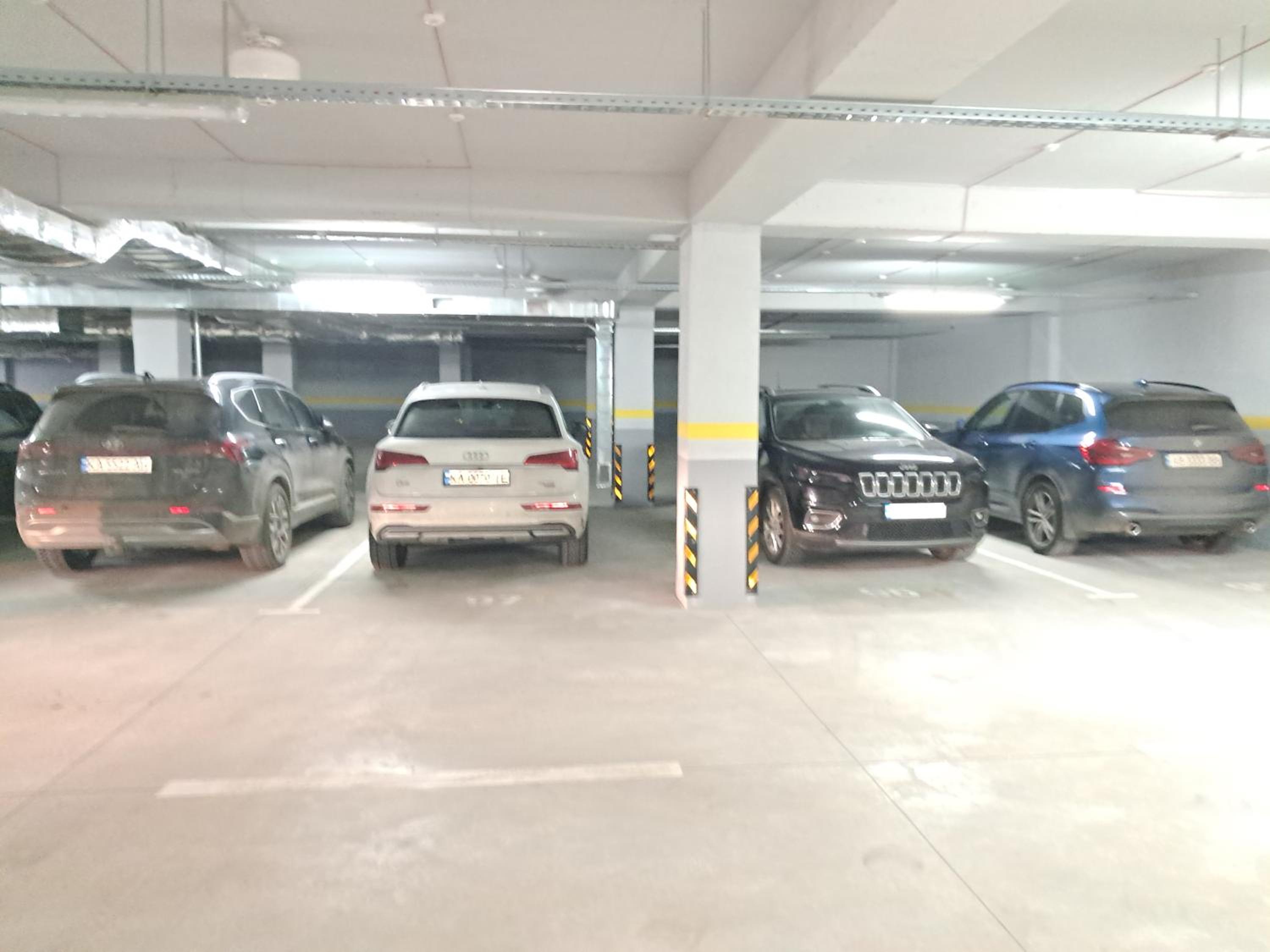 AIRPORT HOTEL&APARTMENT&parking
