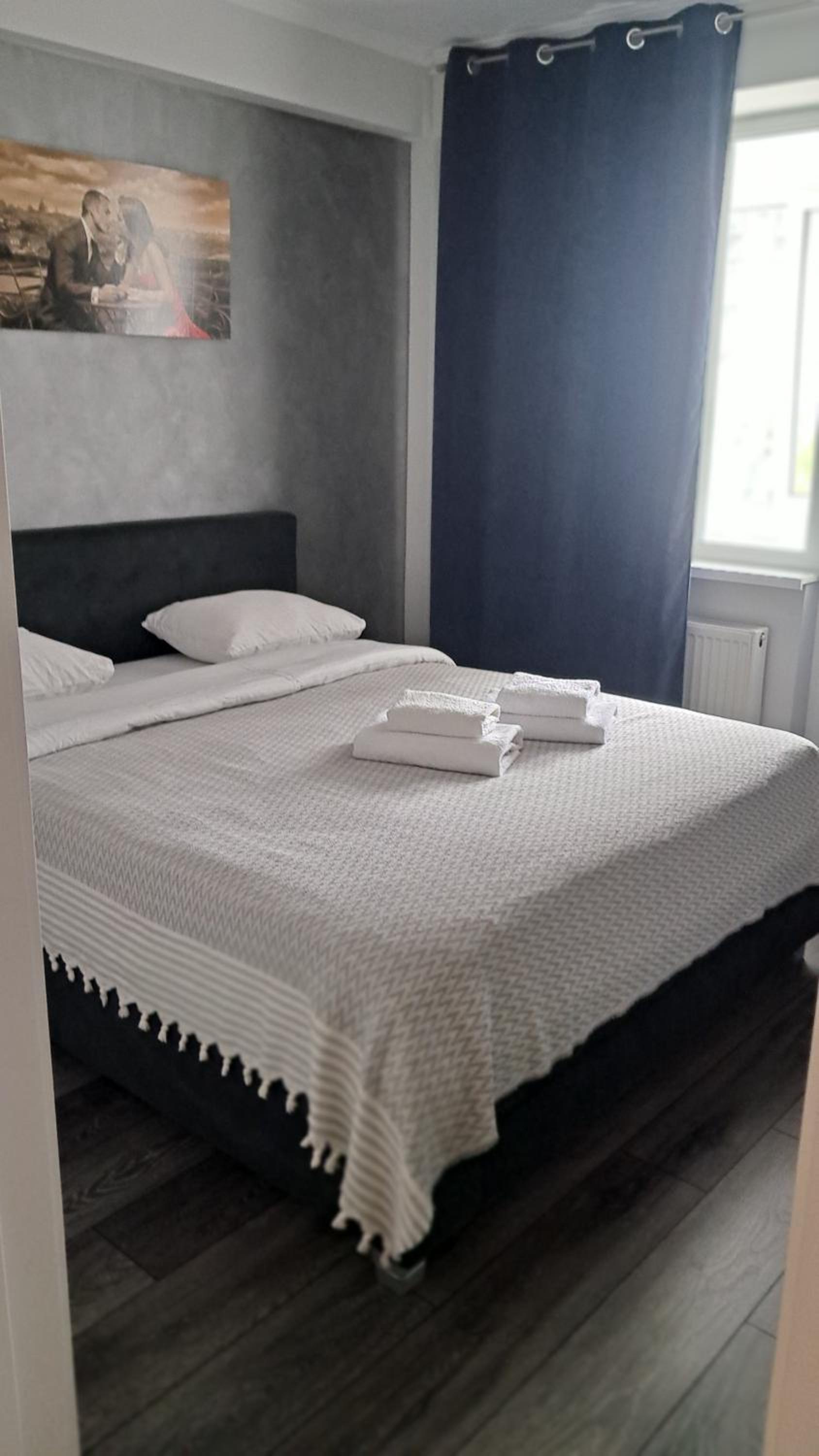 AIRPORT HOTEL&APARTMENT&parking