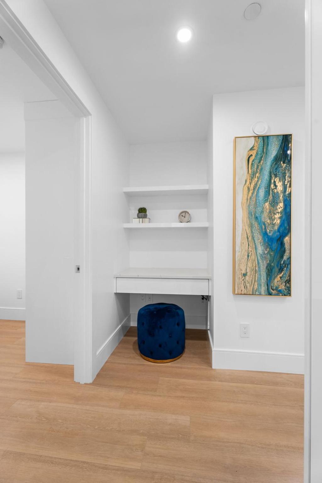 Brand New 2 Bedroom Point Grey Getaway