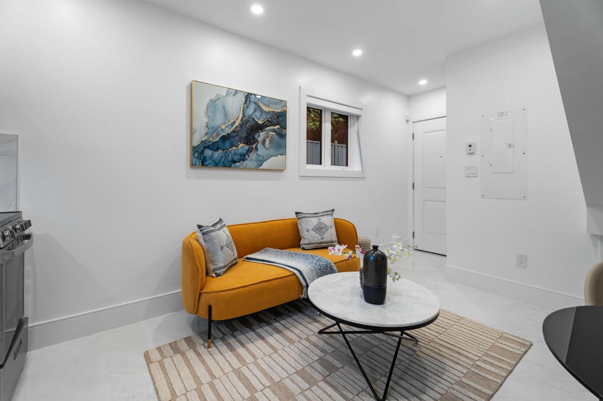 Brand New 2 Bedroom Point Grey Getaway