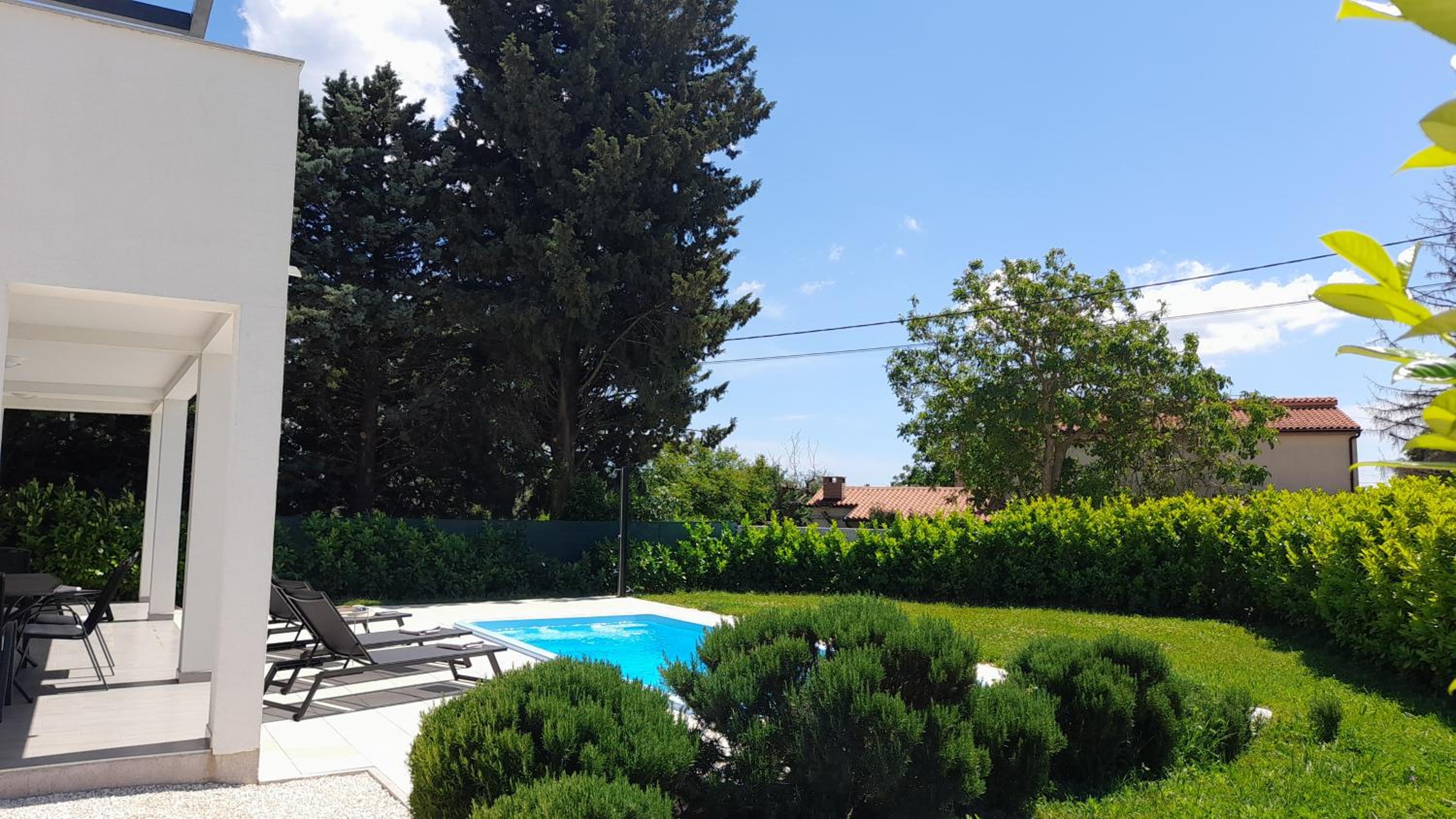 Villa Aria in Filipana view 2