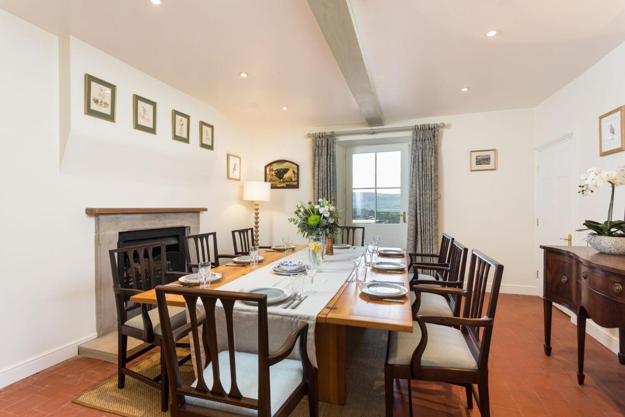 Hollins Farmhouse
