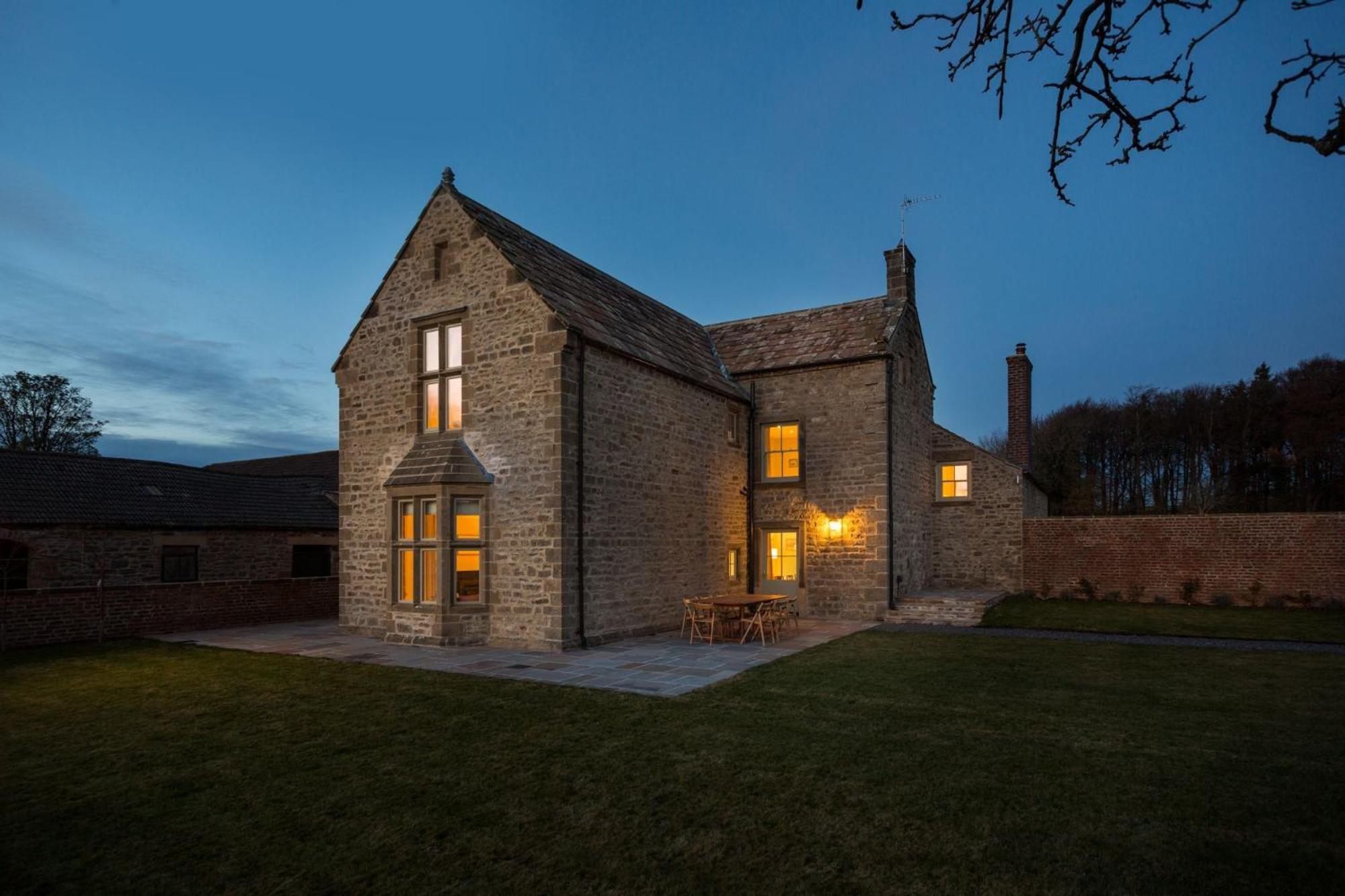 Hollins Farmhouse
