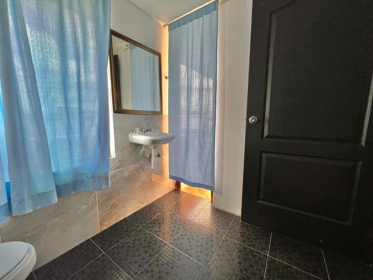 Studio Cien Fuegos- Piscina & Billar view 4