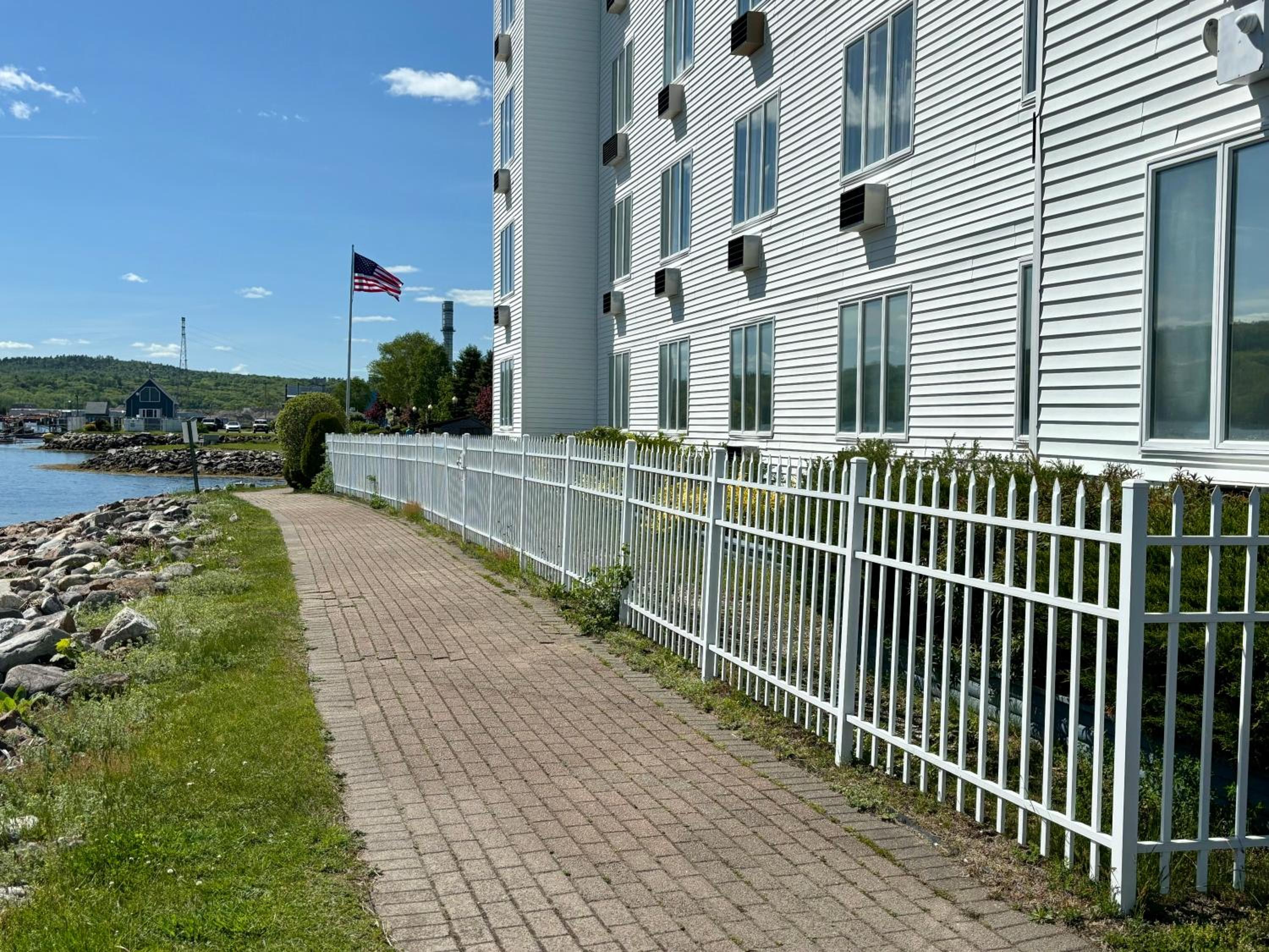 Photo 11