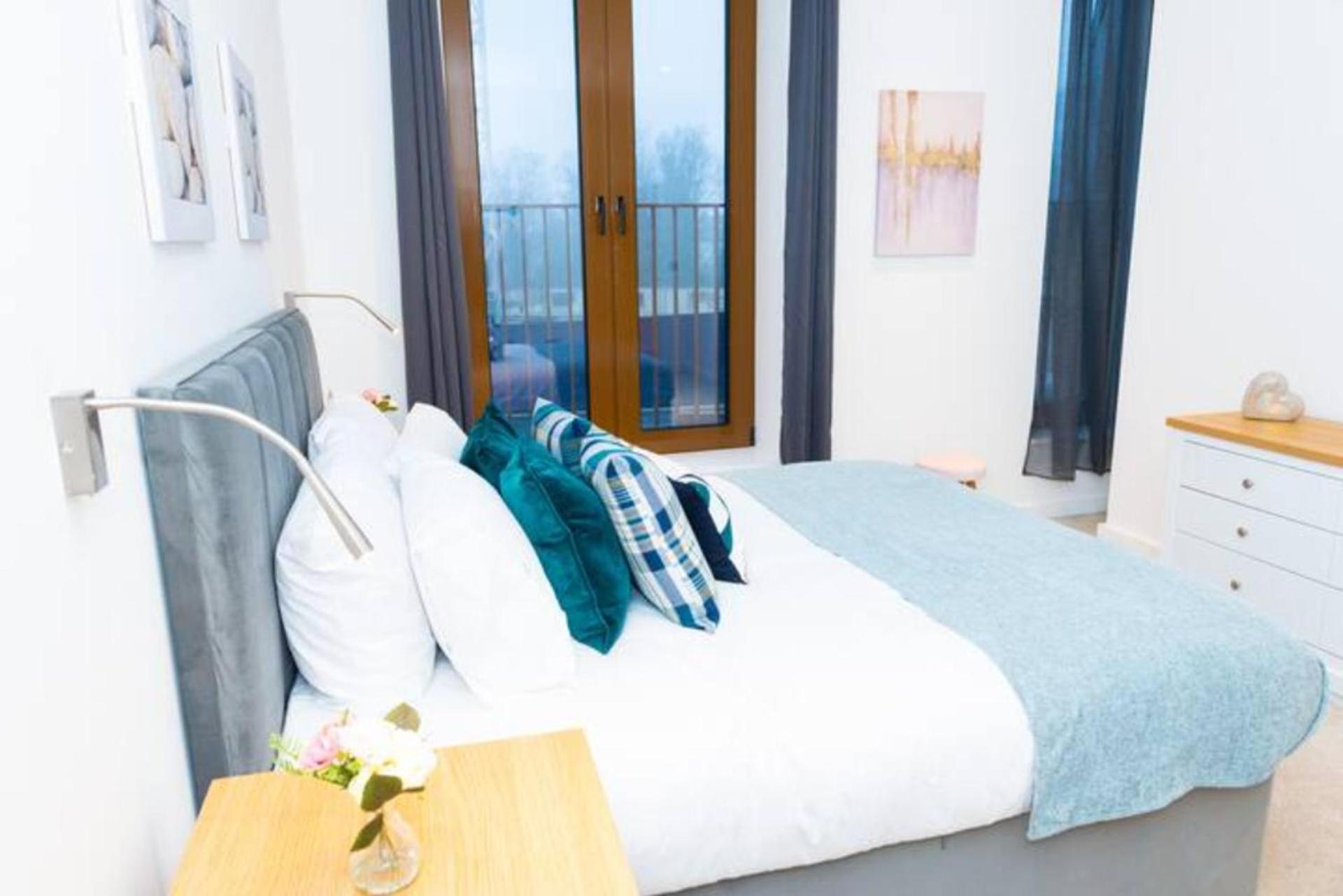 St Albans Train Stati-High Street-Business-Leisure view 3