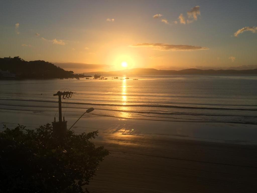 Apartamento Pé na Areia