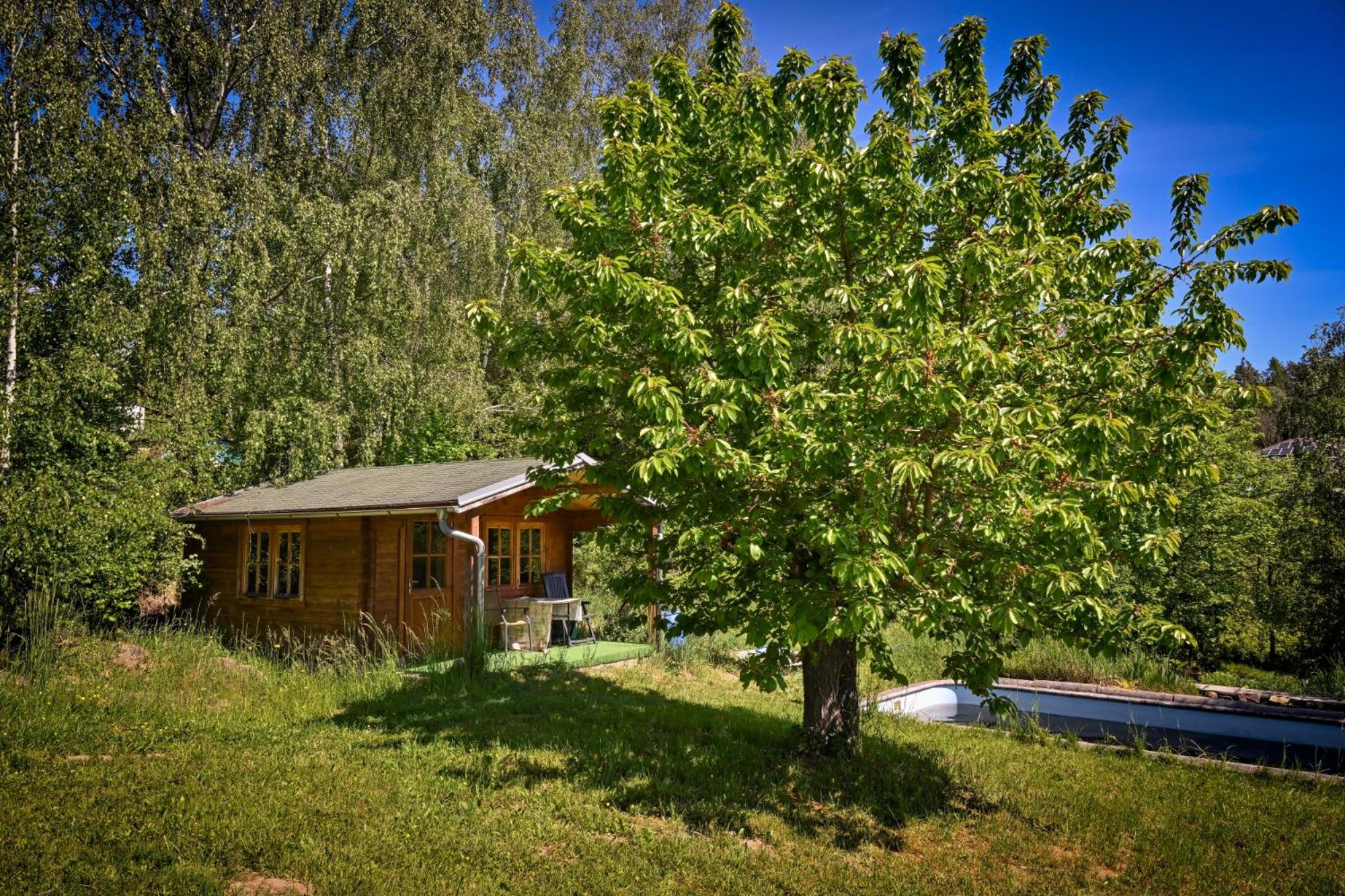 Roubenka nad přehradou