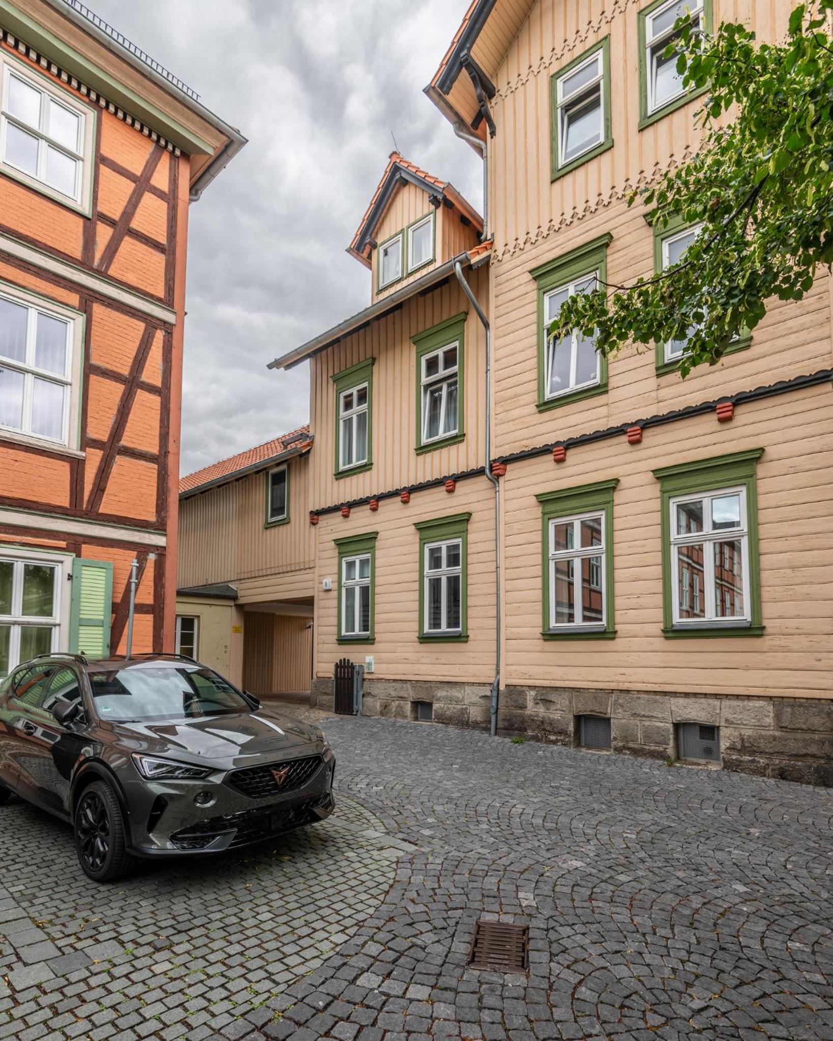 Tiny - Innenstadt - Balkon - Smart TV