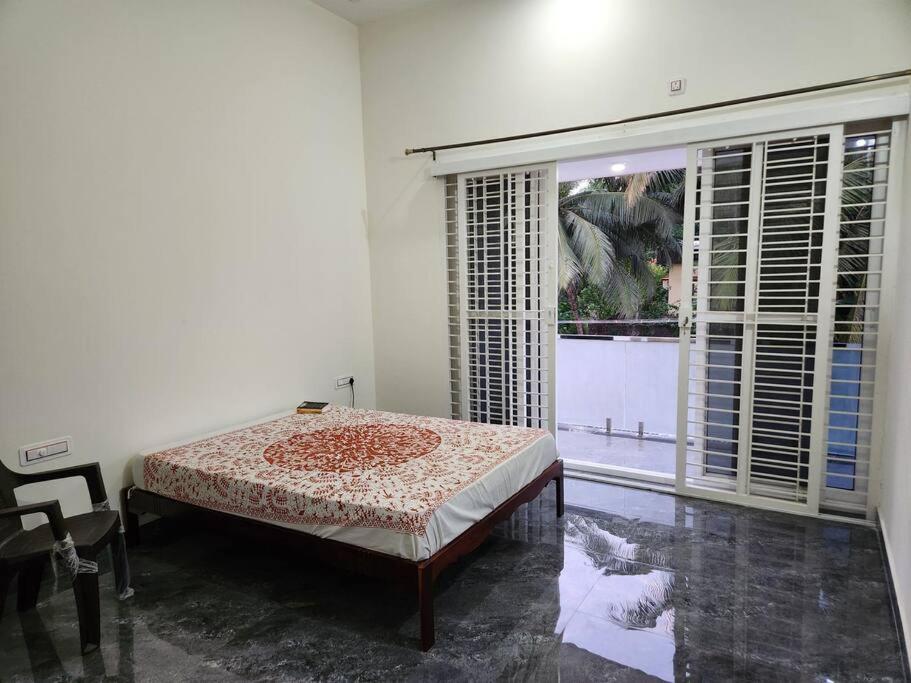 Large 4 Bedroom cozy nature villa in Udupi view 4