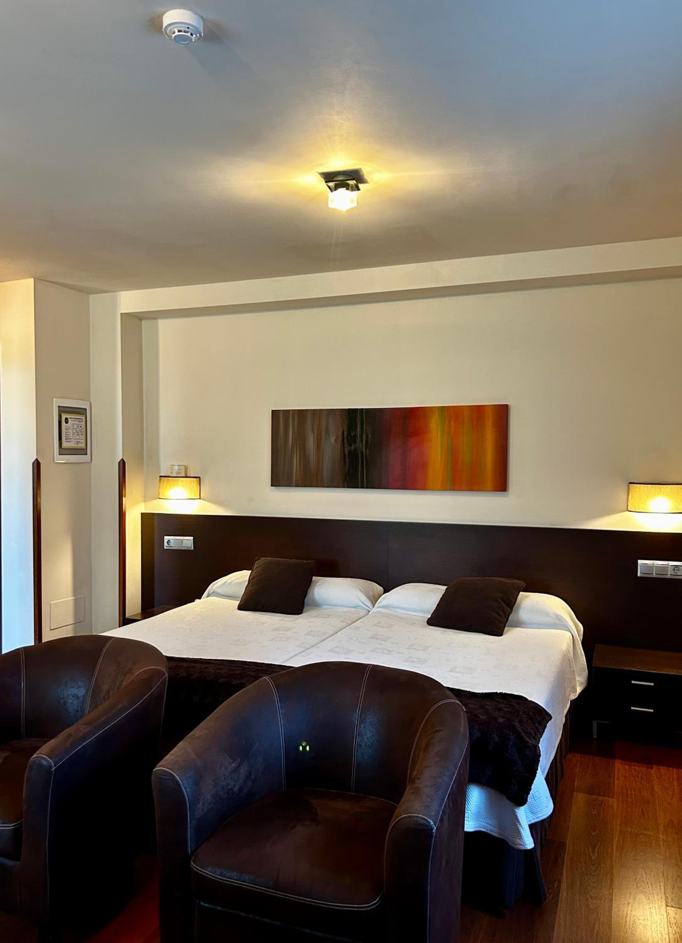 Apartamentos Rurales L'Arquera