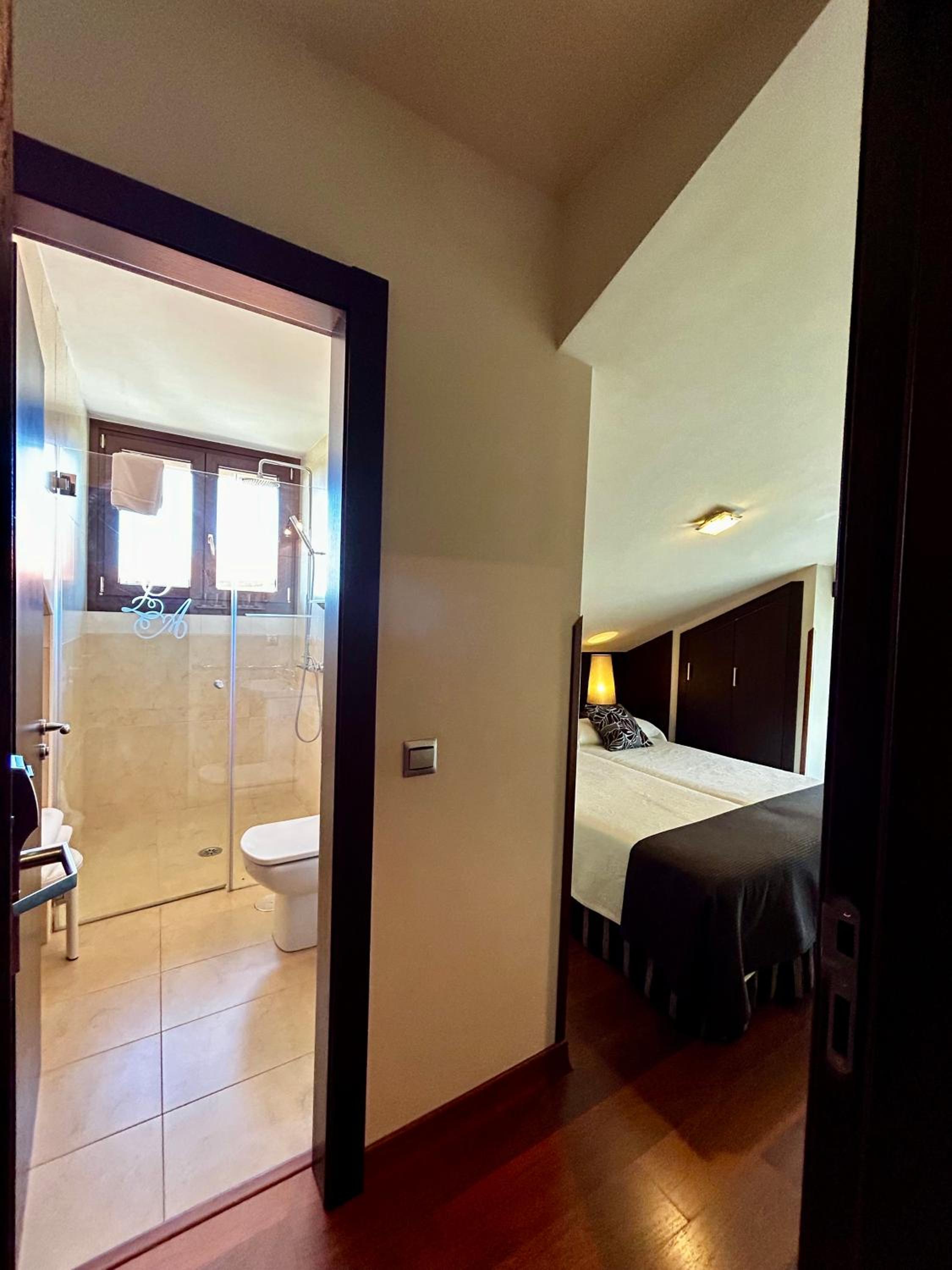 Apartamentos Rurales L'Arquera