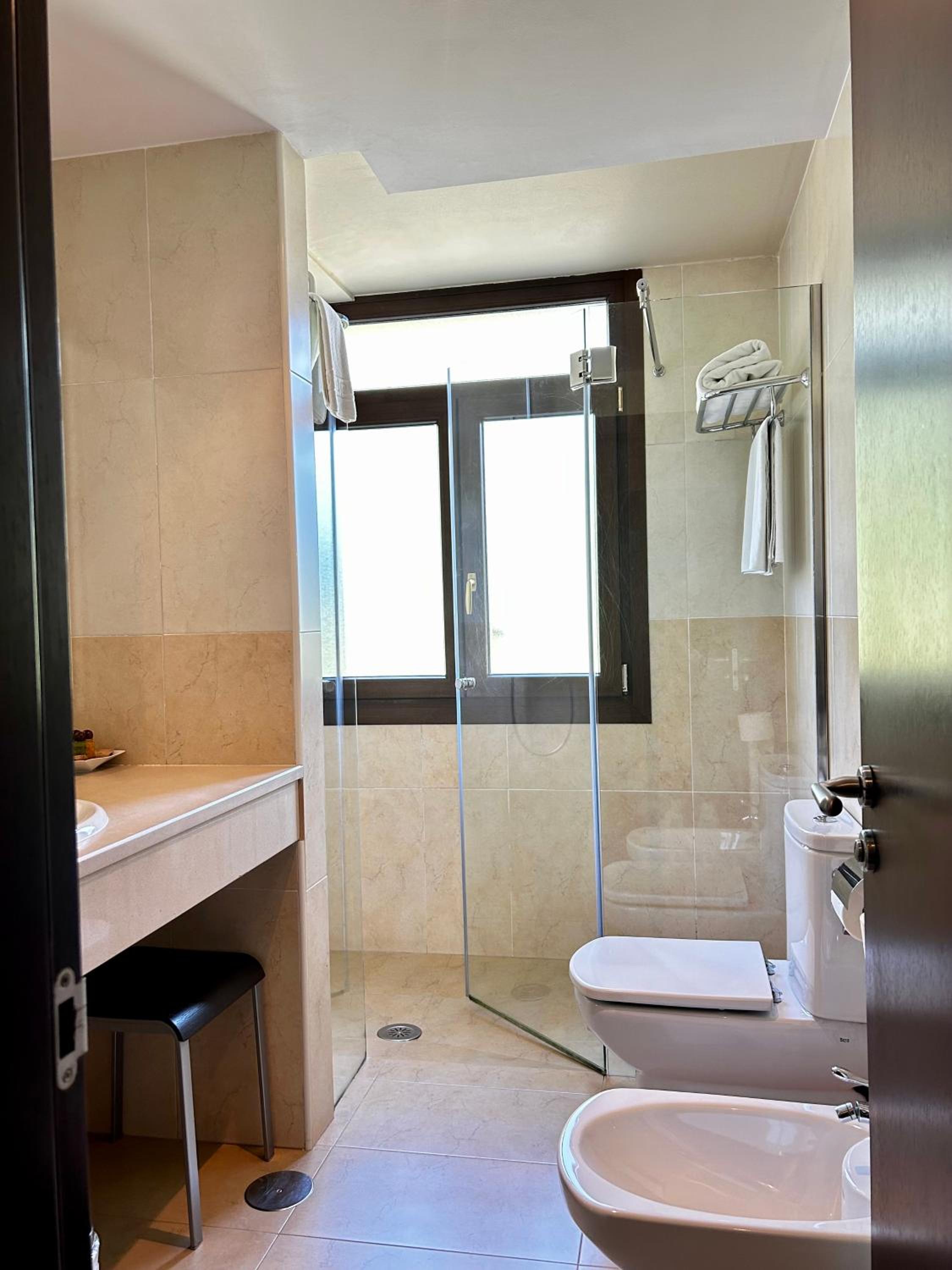 Apartamentos Rurales L'Arquera