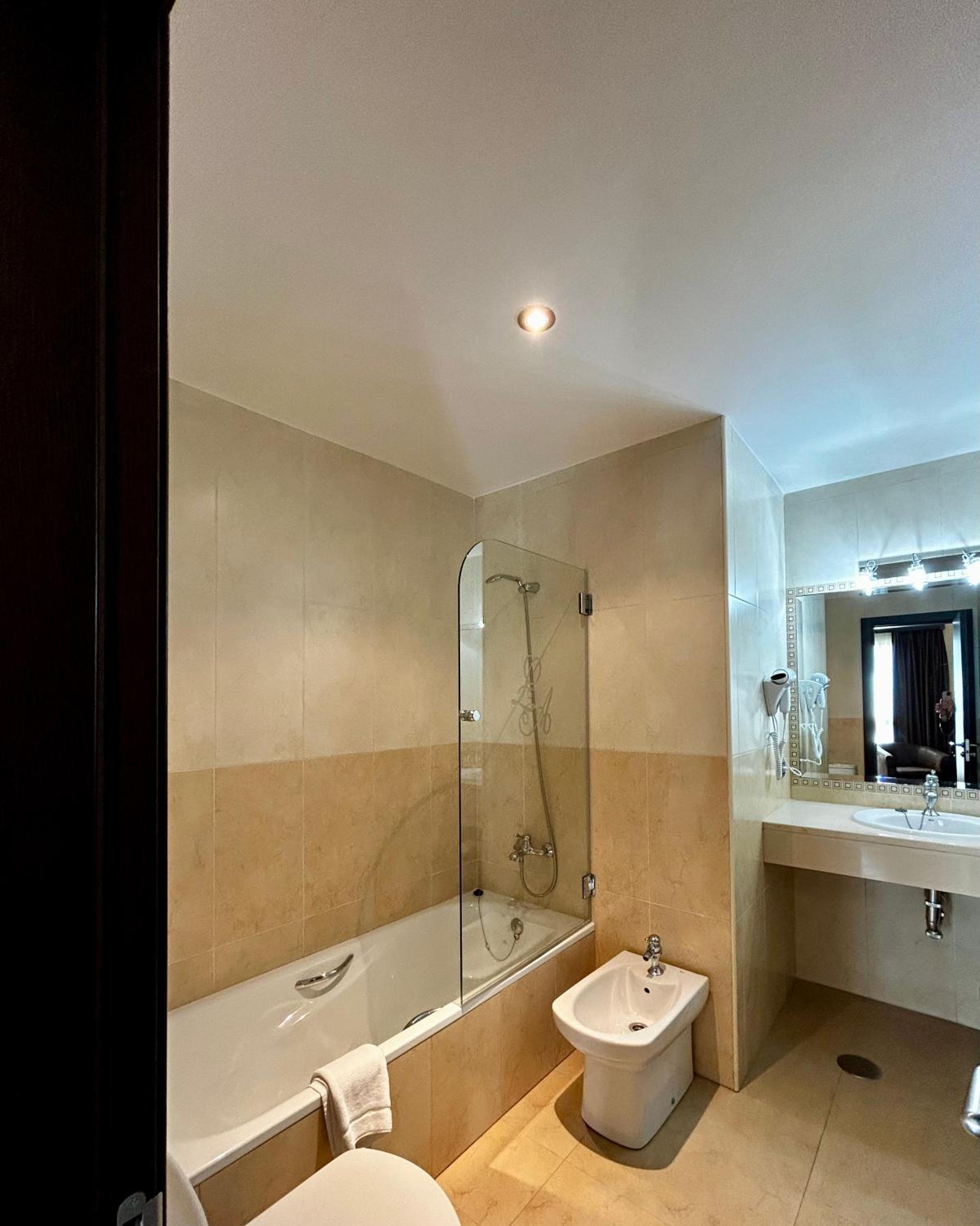 Apartamentos Rurales L'Arquera