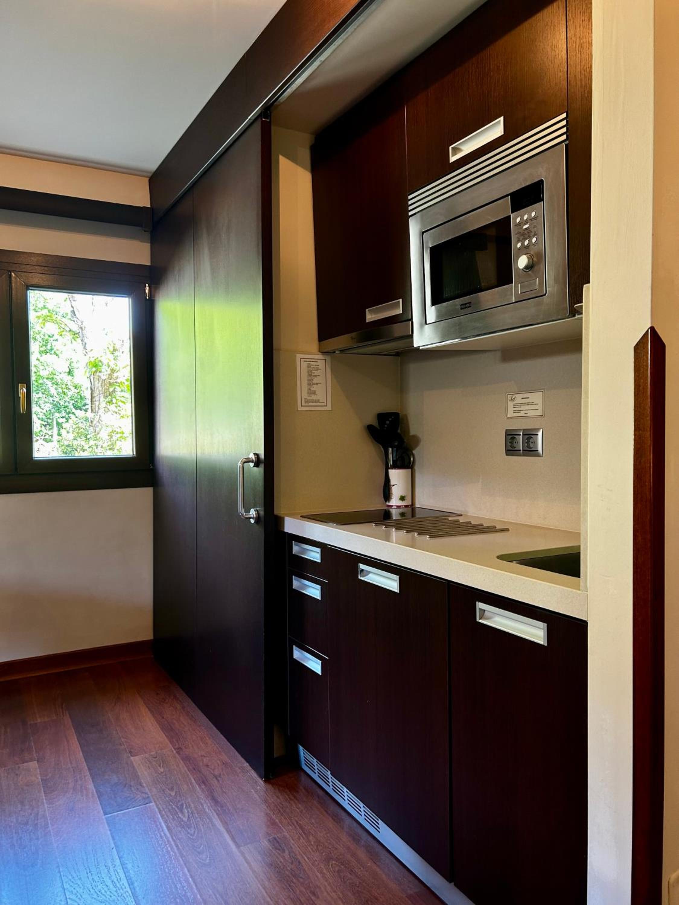 Apartamentos Rurales L'Arquera
