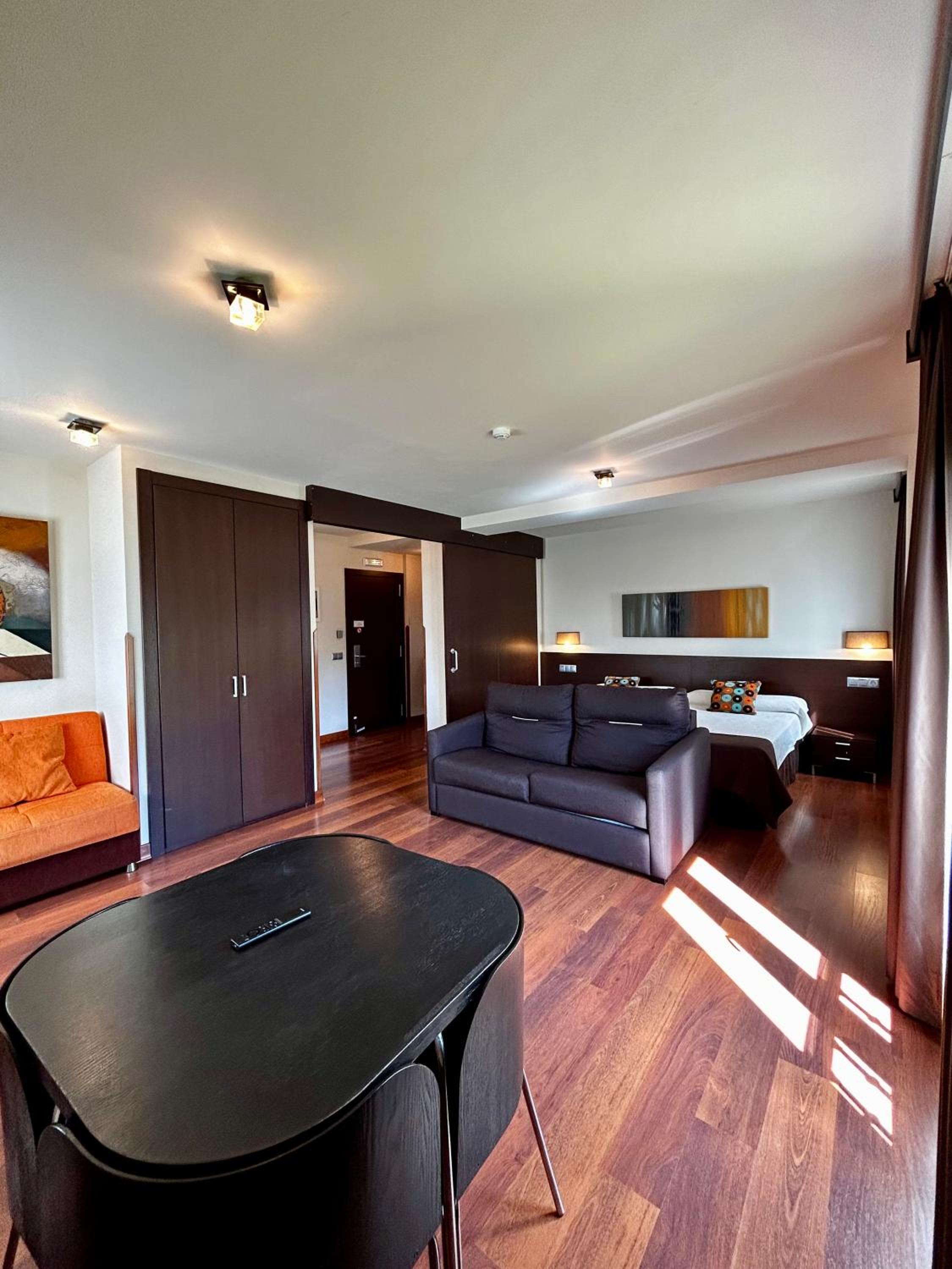 Apartamentos Rurales L'Arquera