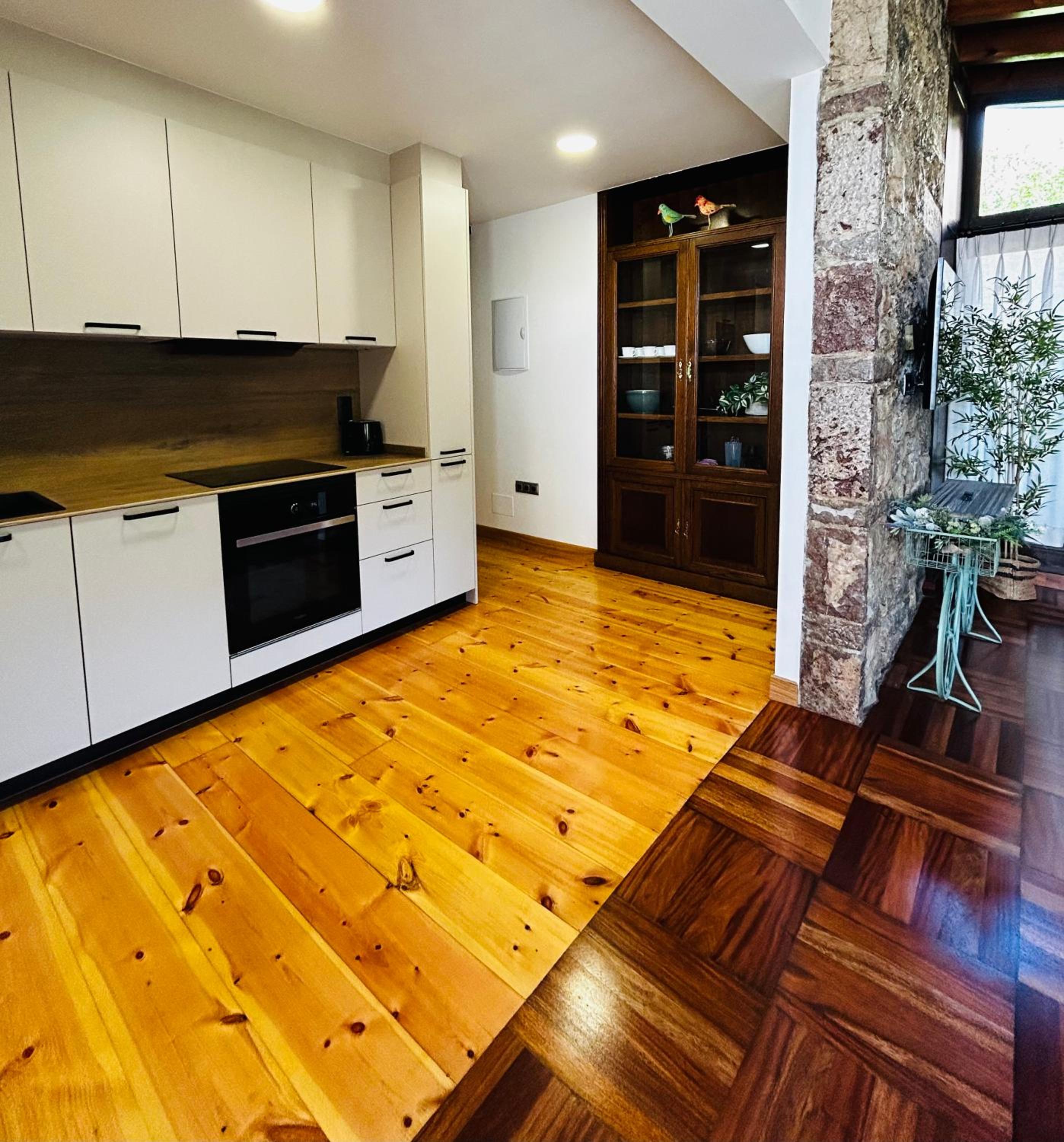 Apartamentos Rurales L'Arquera