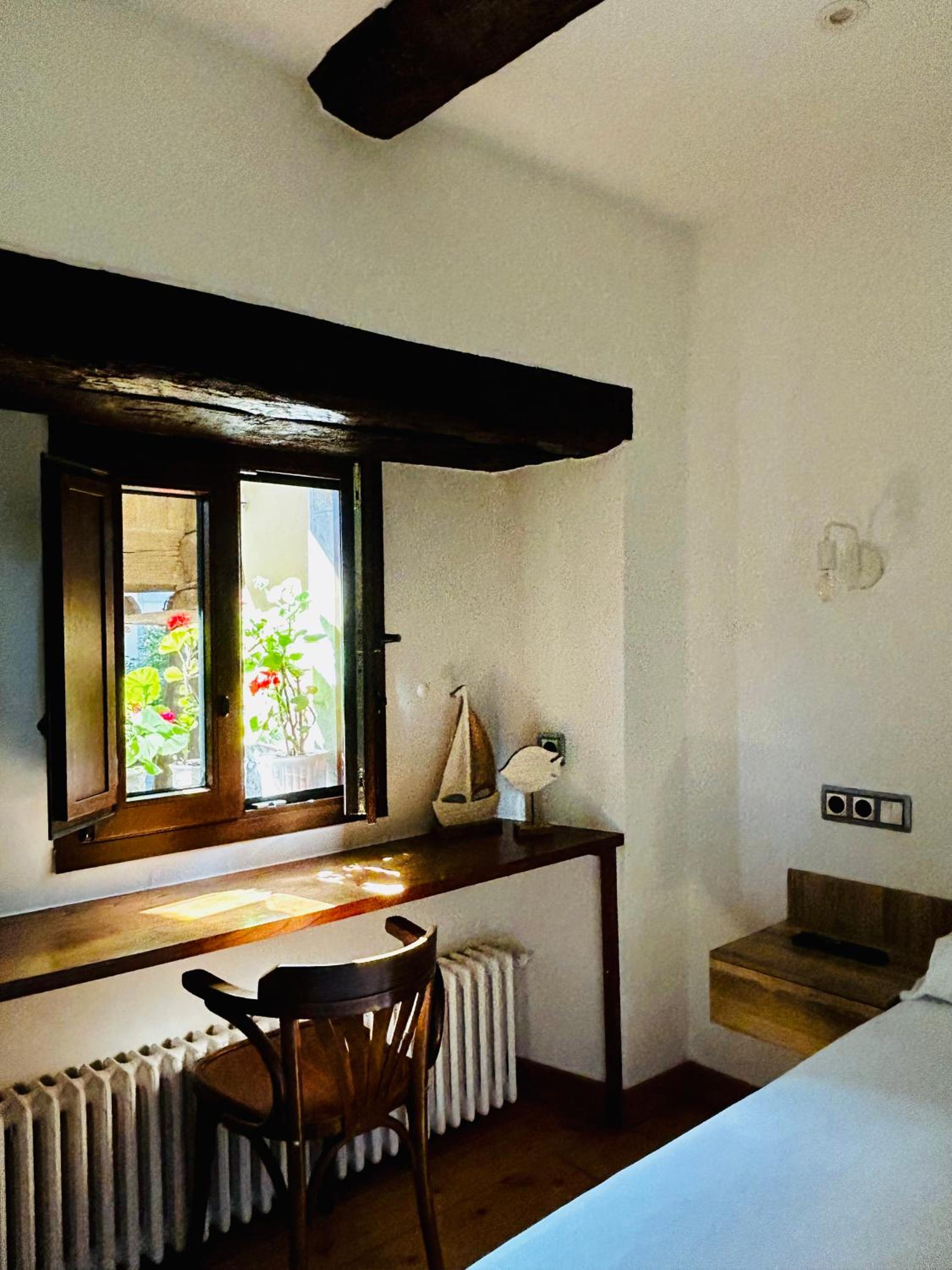 Apartamentos Rurales L'Arquera