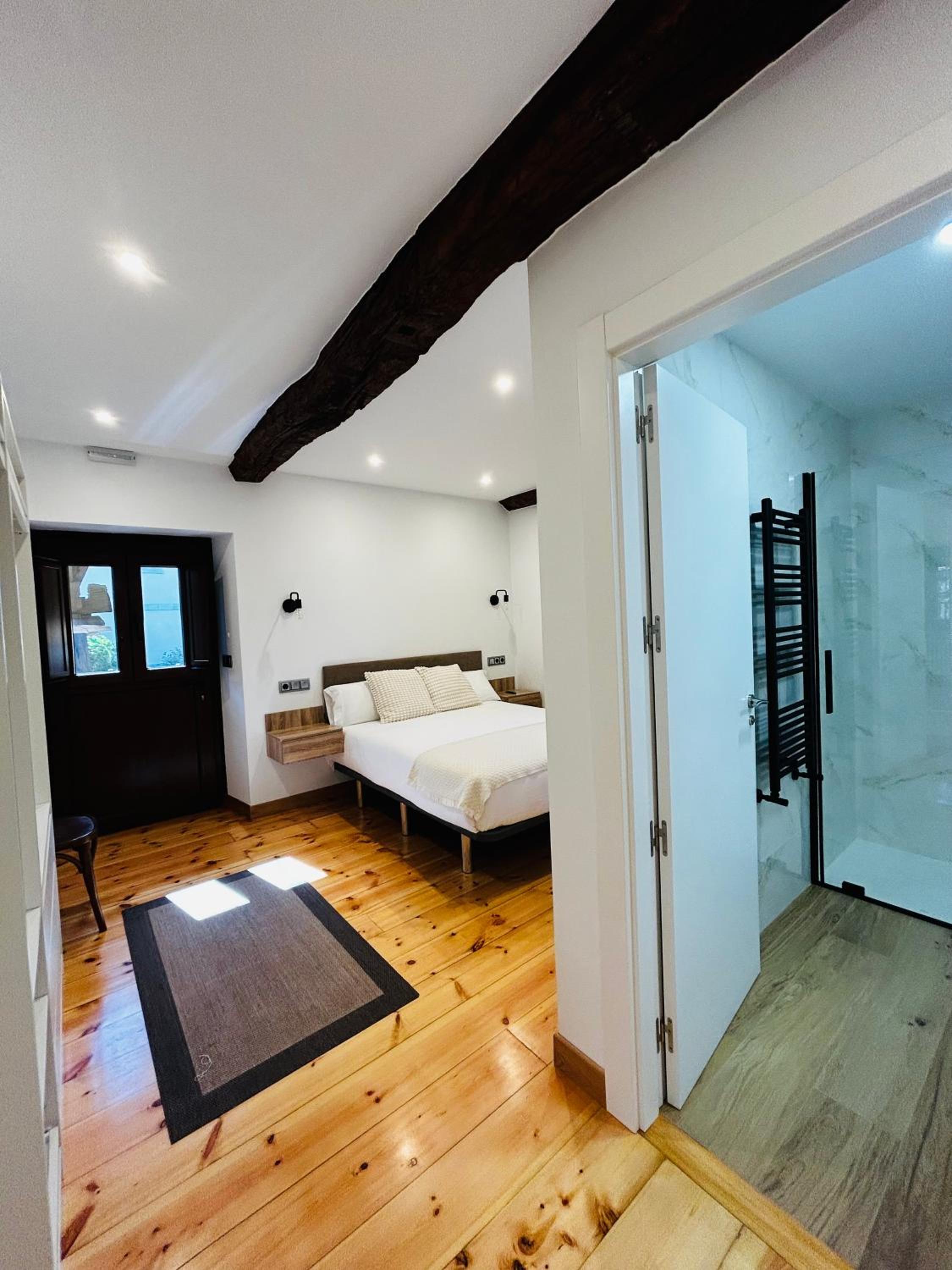 Apartamentos Rurales L'Arquera