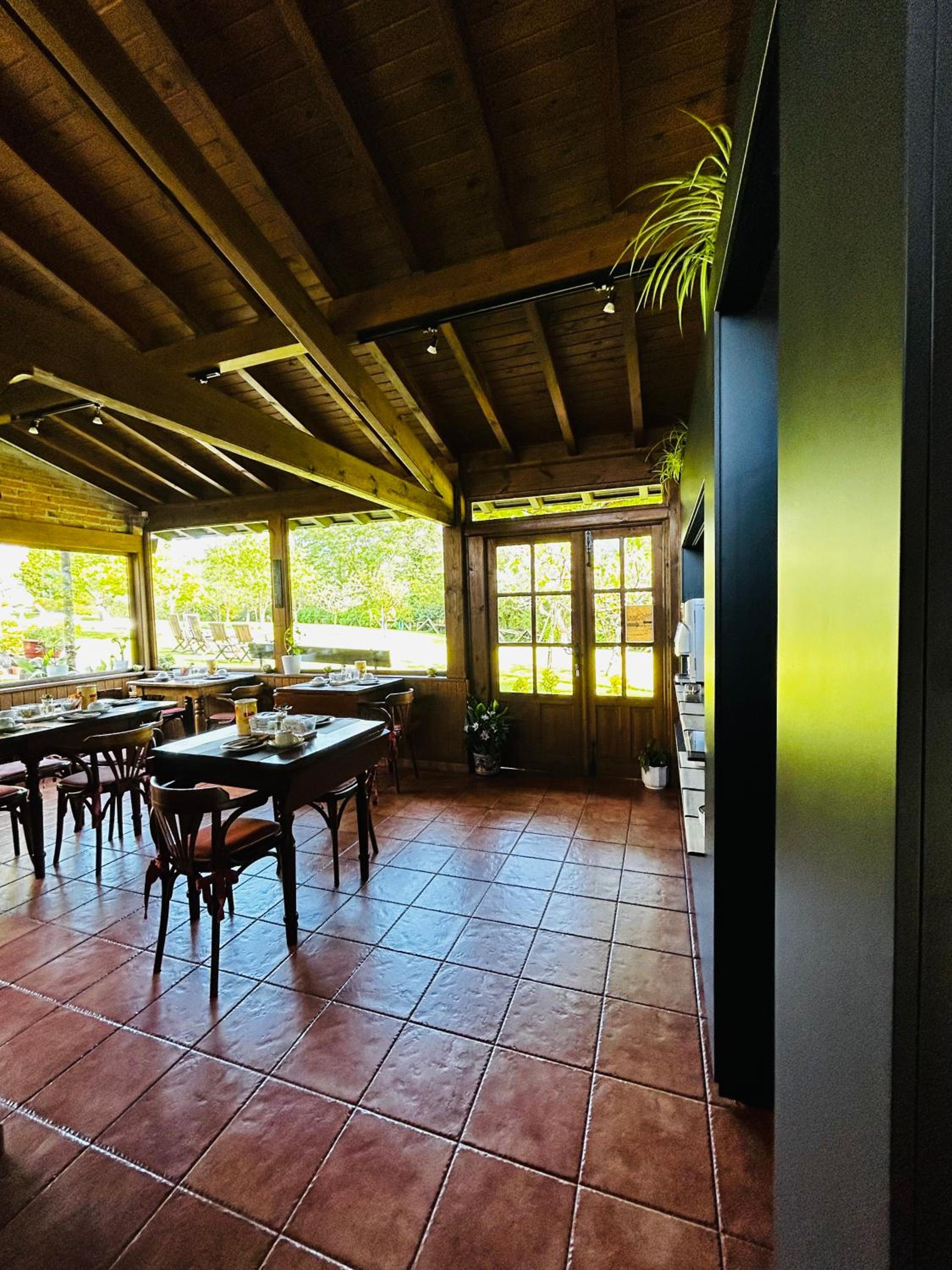 Apartamentos Rurales L'Arquera