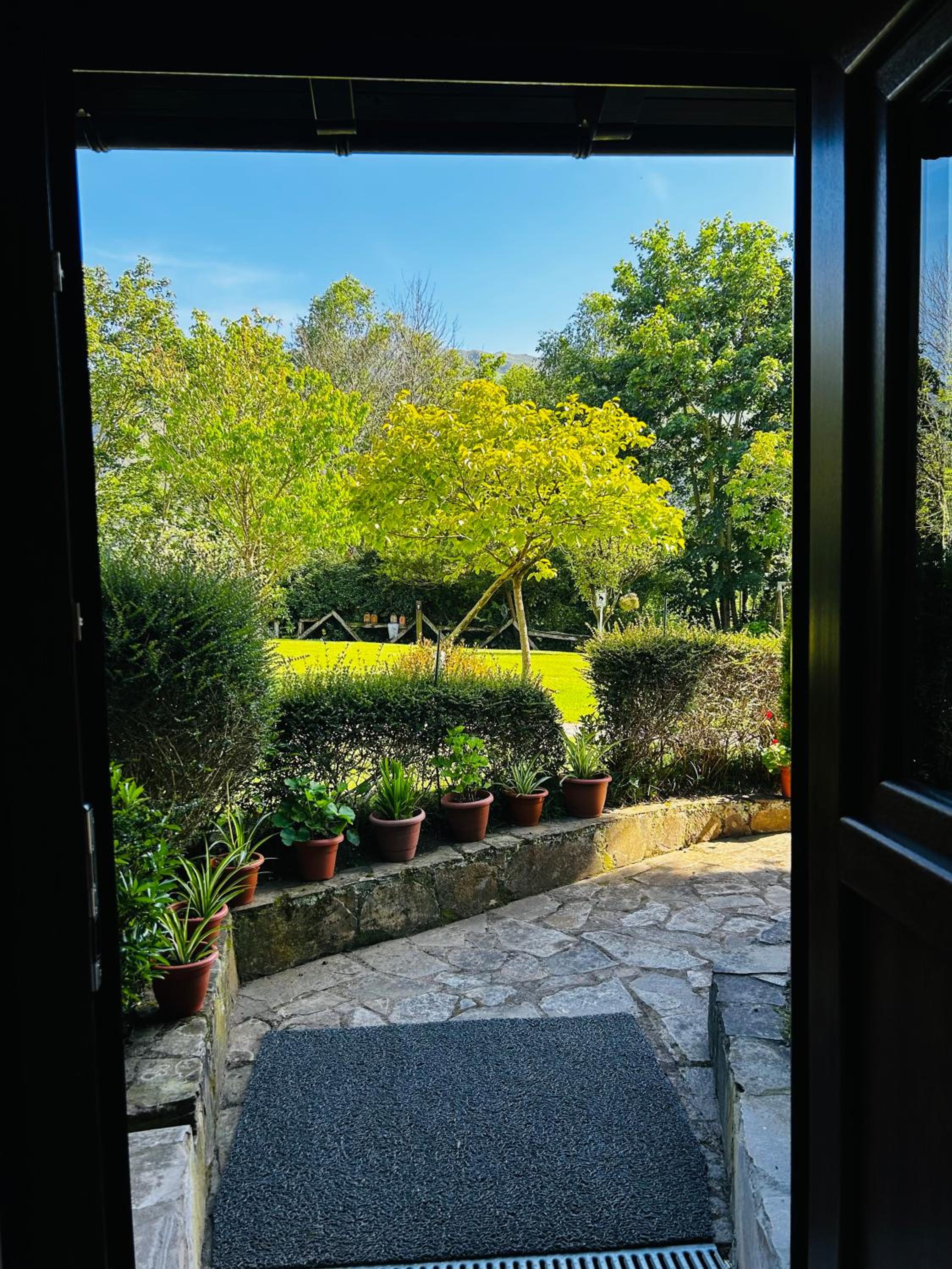 Apartamentos Rurales L'Arquera