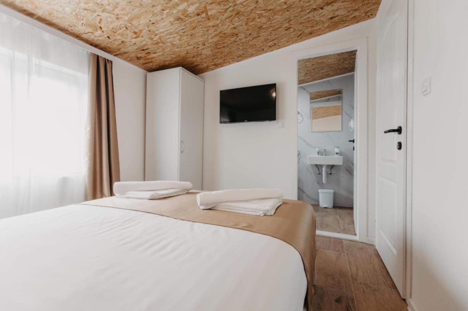Apartmani Rosa