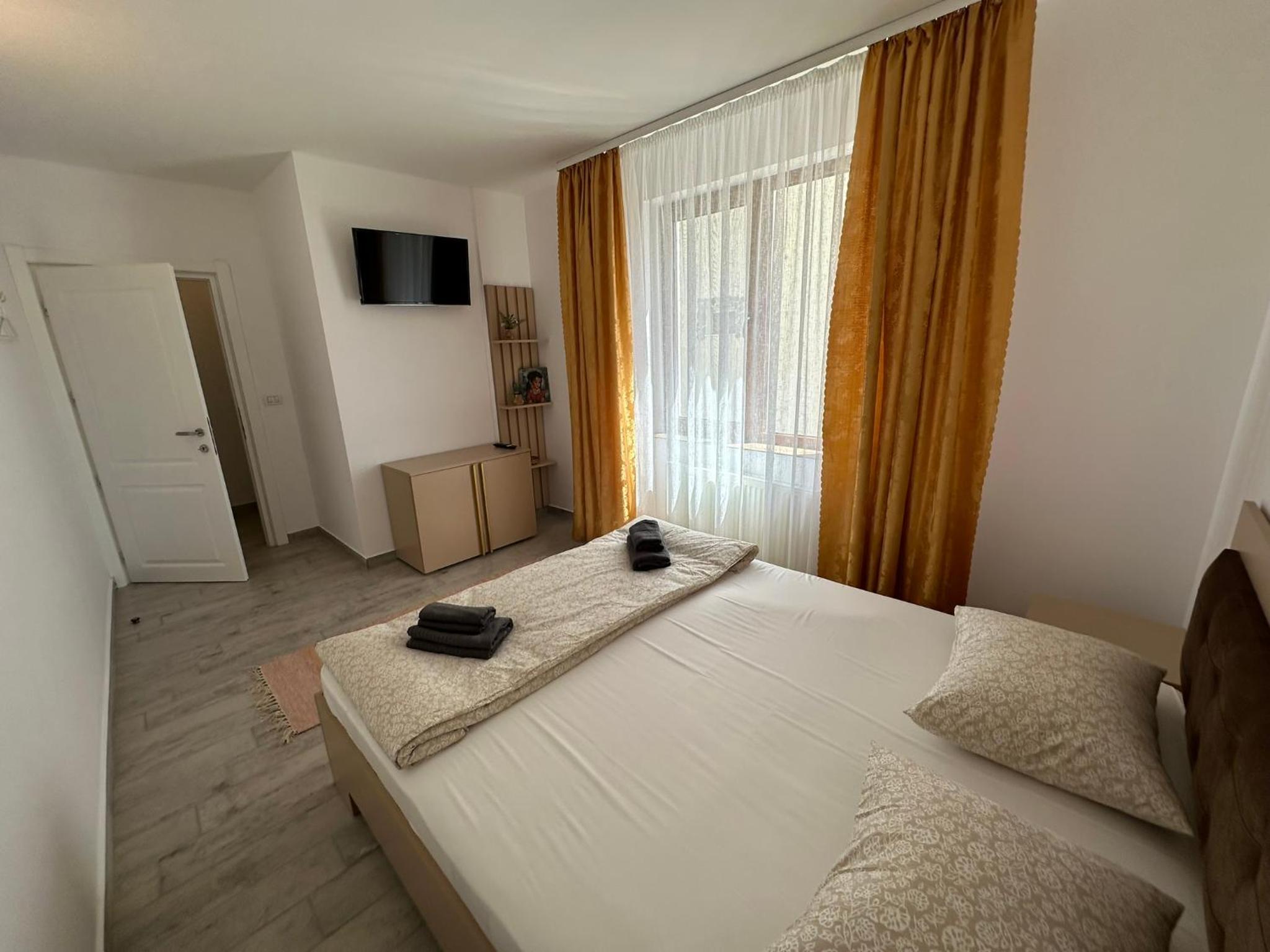 Serenity Apartments and Studios