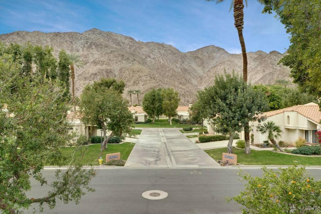 La Quinta Tennis Villa steps to the resort! view 2
