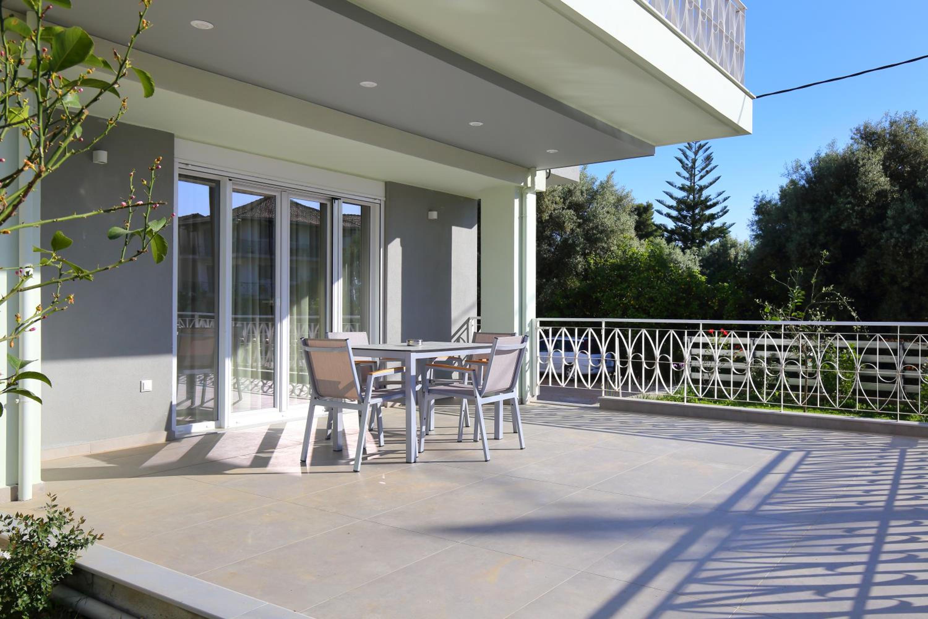 AquaVibe House