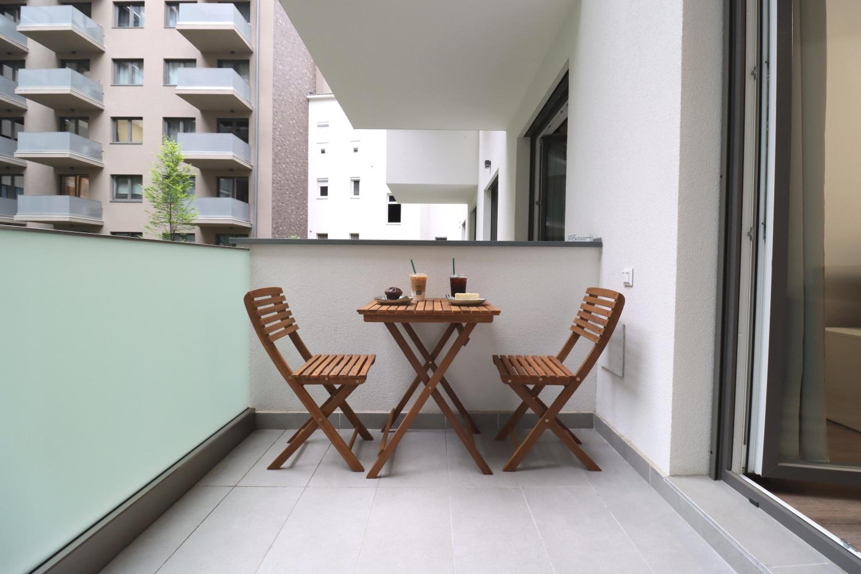 Corvin Modern Suite