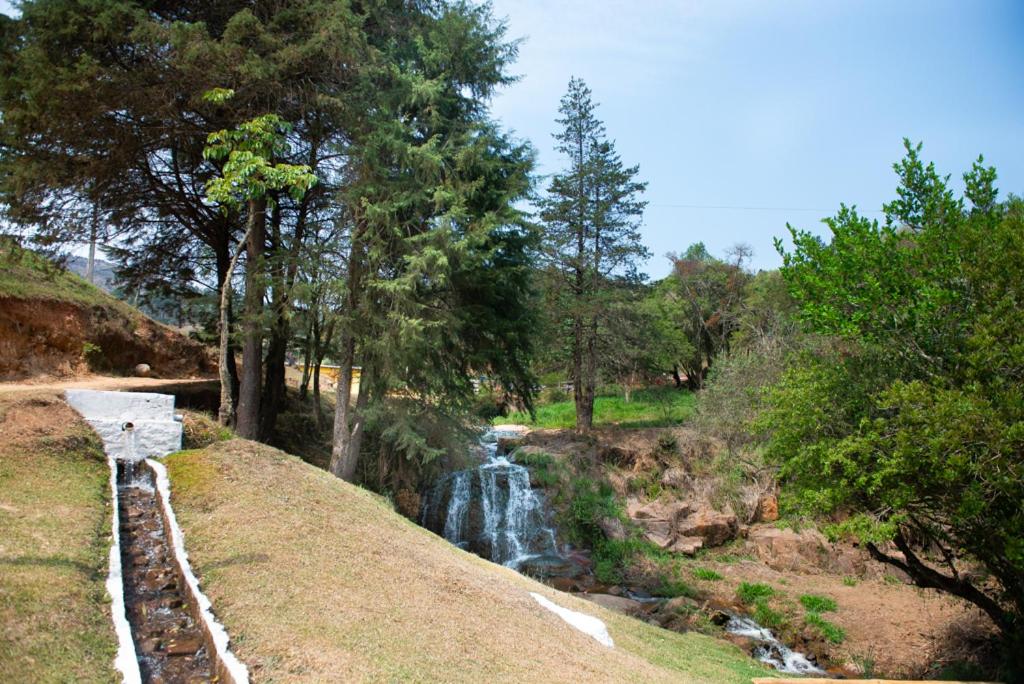 Chalé Lírio Cachoeira do Vale