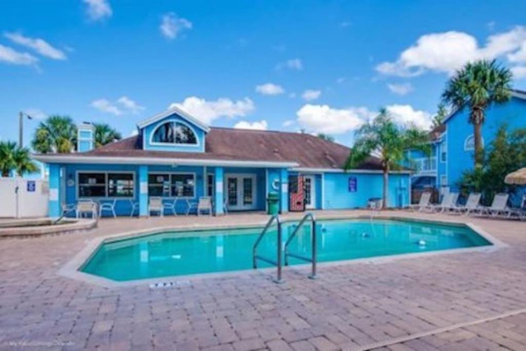 Disney's Townhome view 5