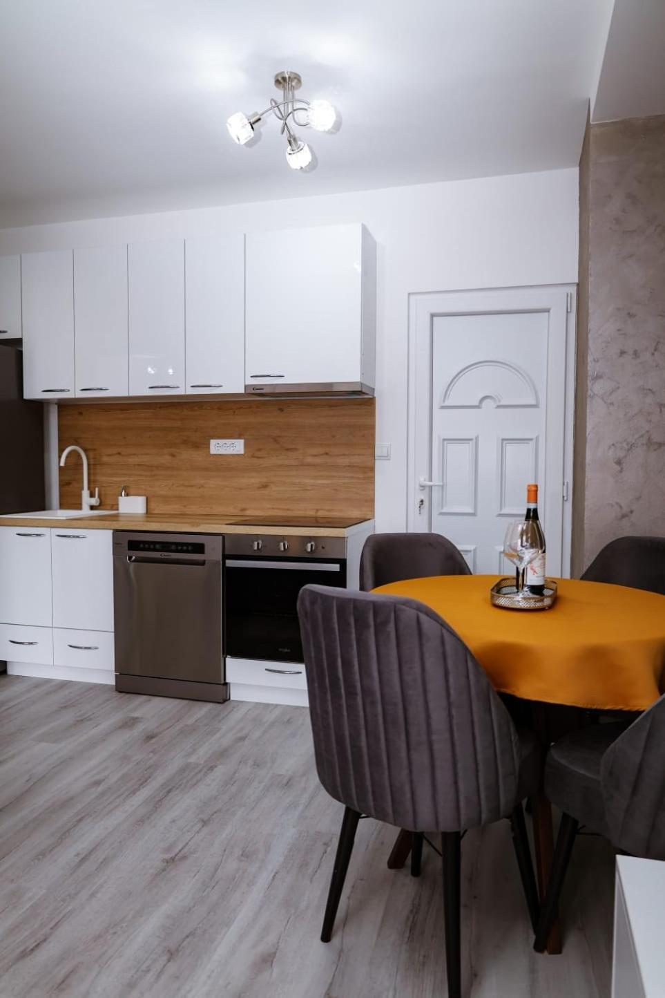 City center apartment Urban Heaven view 4