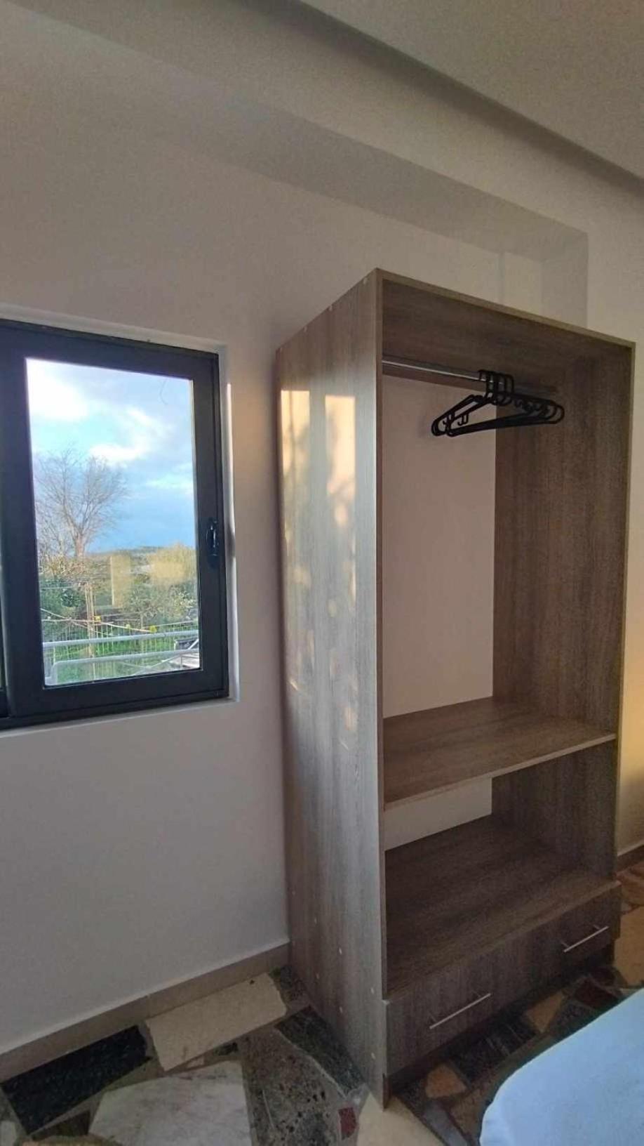 Tsikas Rooms 1 photo 4