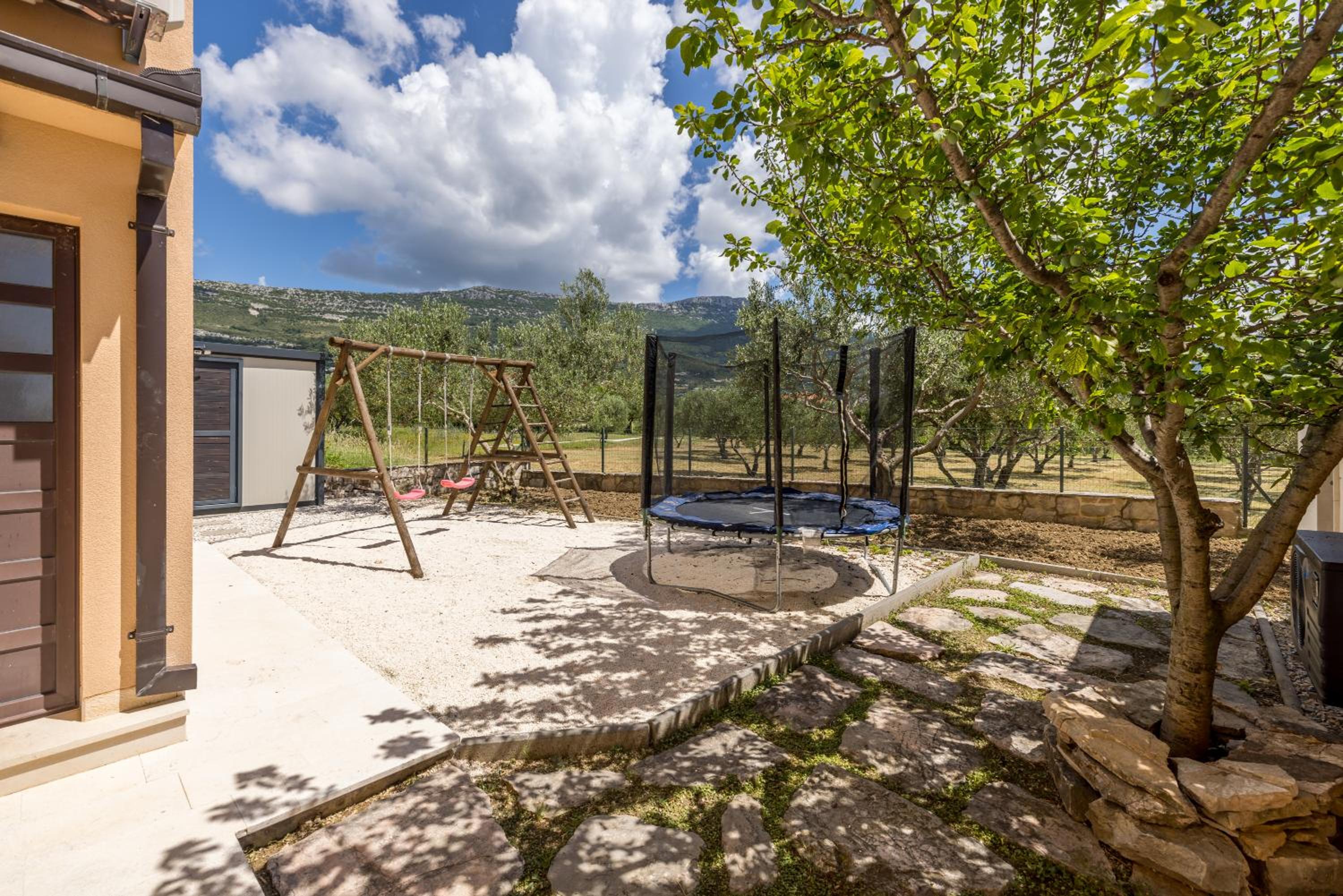 Villa Oasis view 3