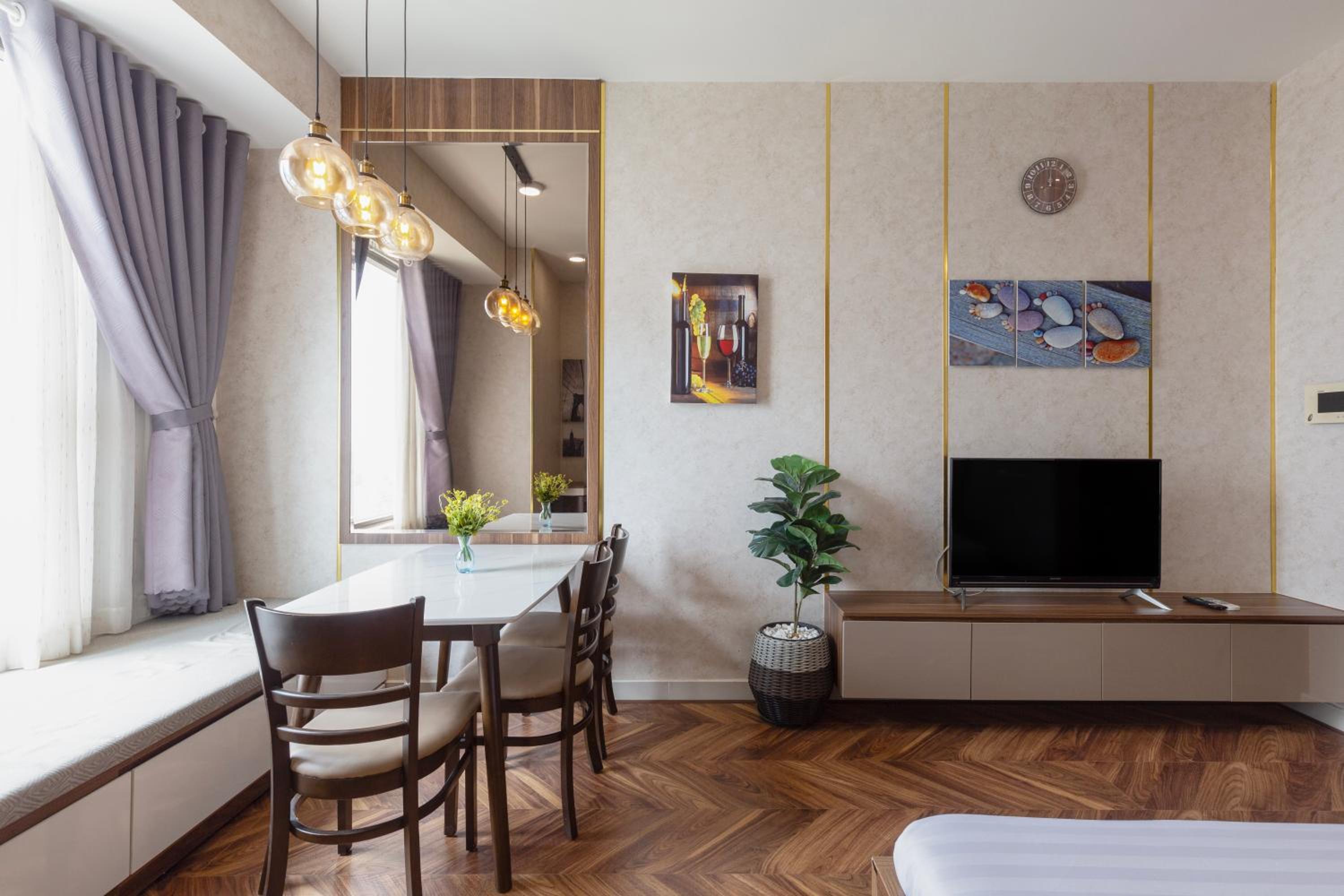 LUM Service Apartment