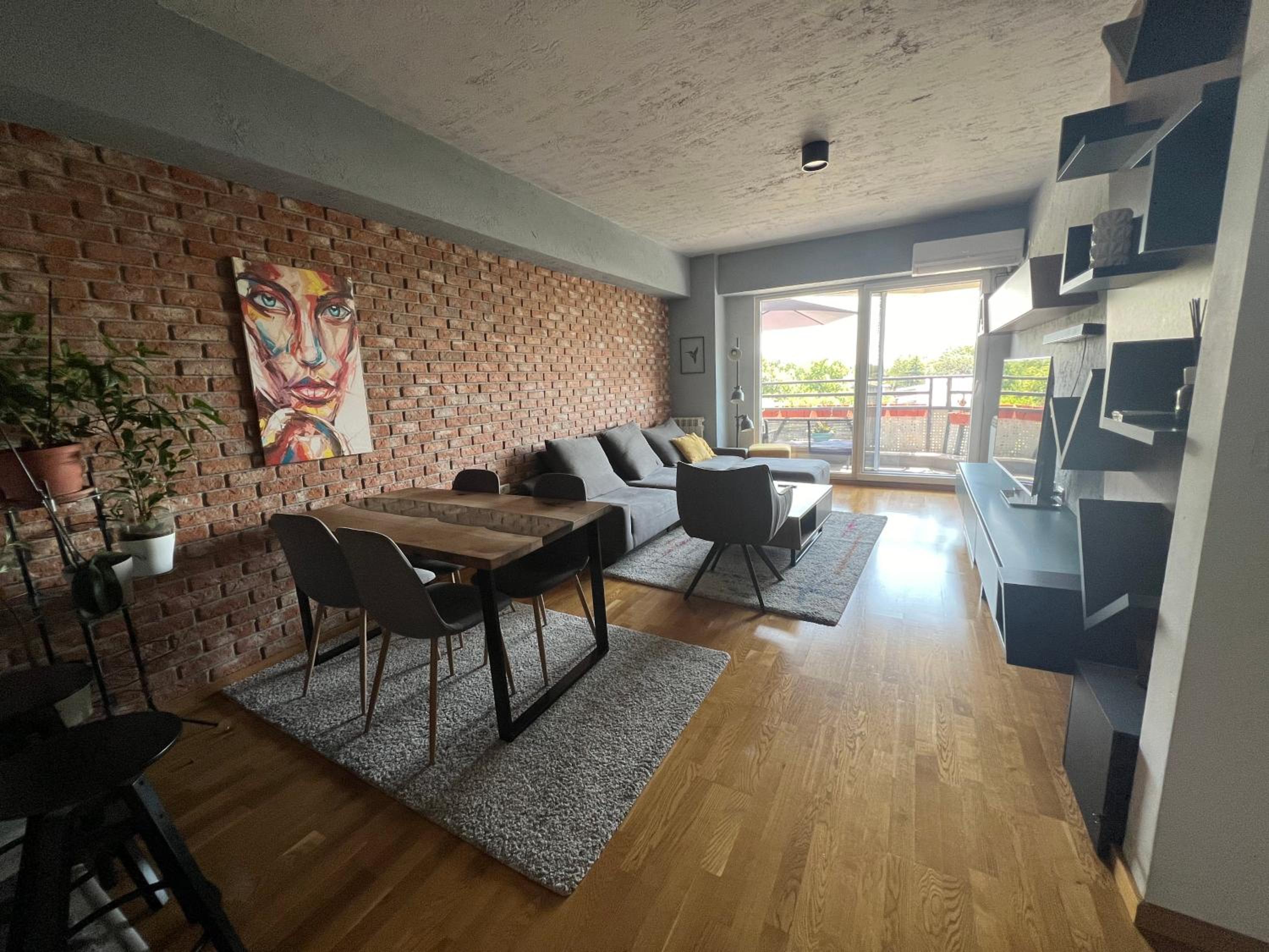 City Garden Apartment view 4