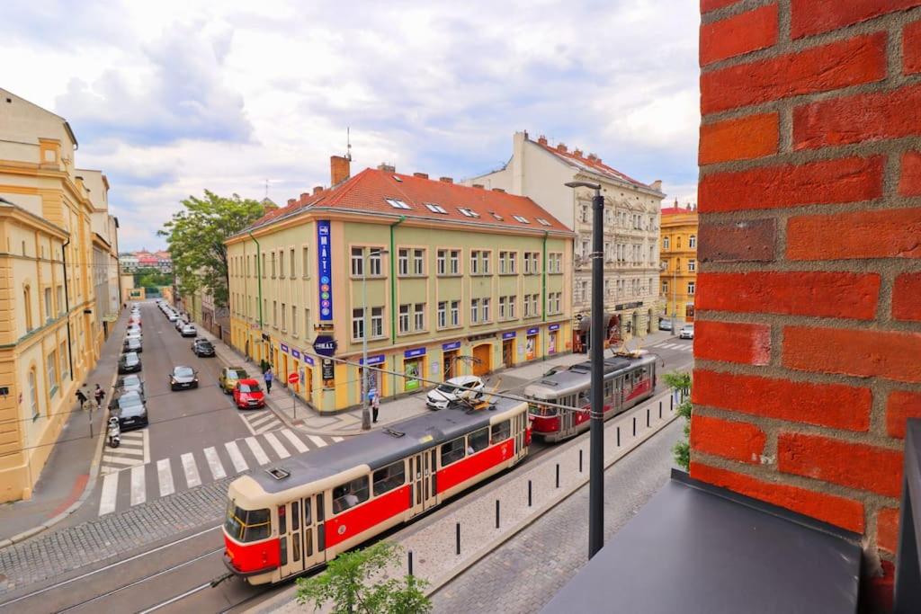 The Peony Apartment in Smichov, Prague 5
