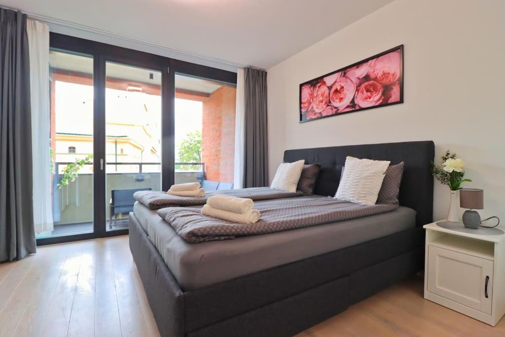 The Peony Apartment in Smichov, Prague 5