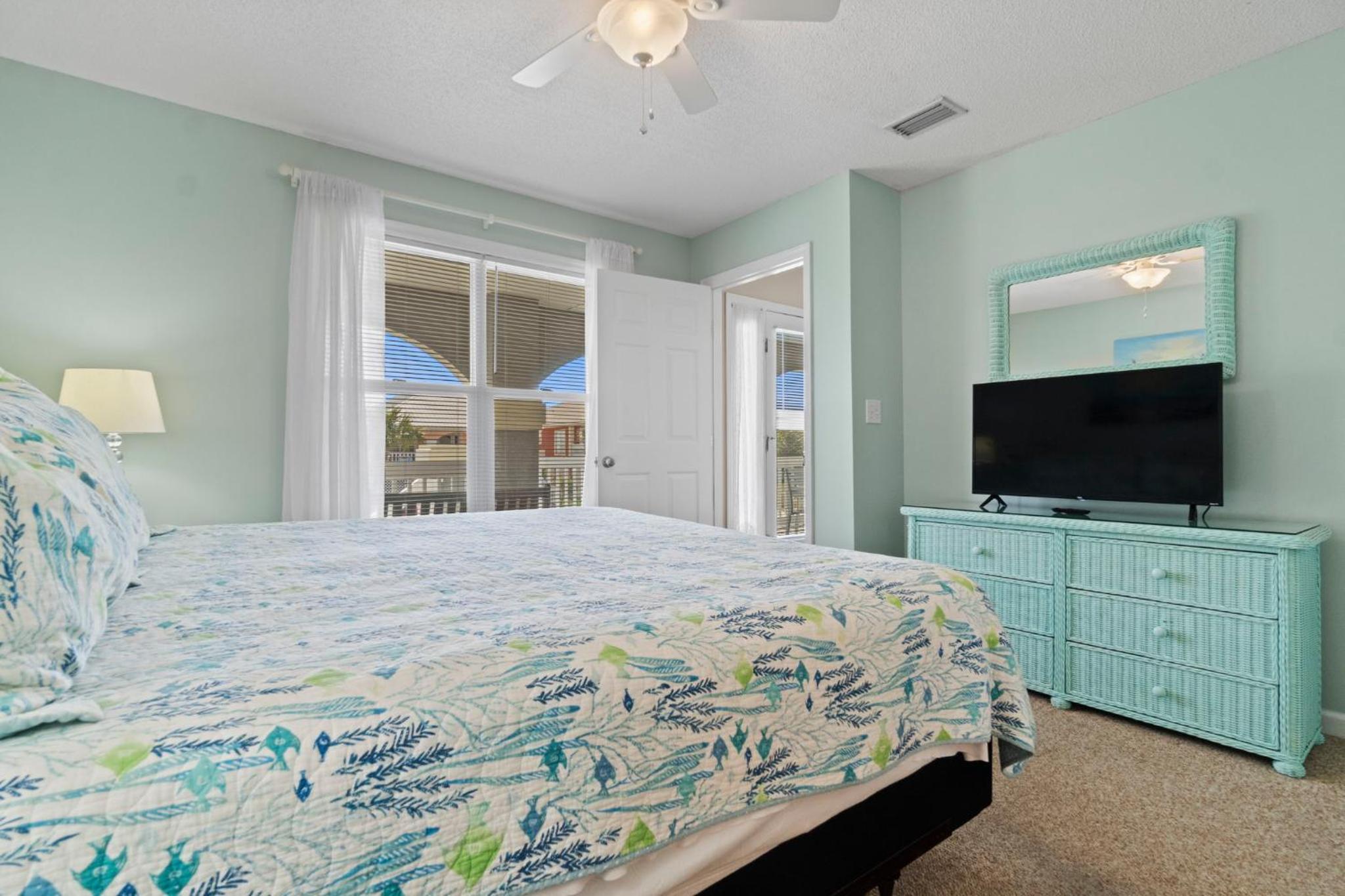 Harbor Light by Vacation Homes Collection