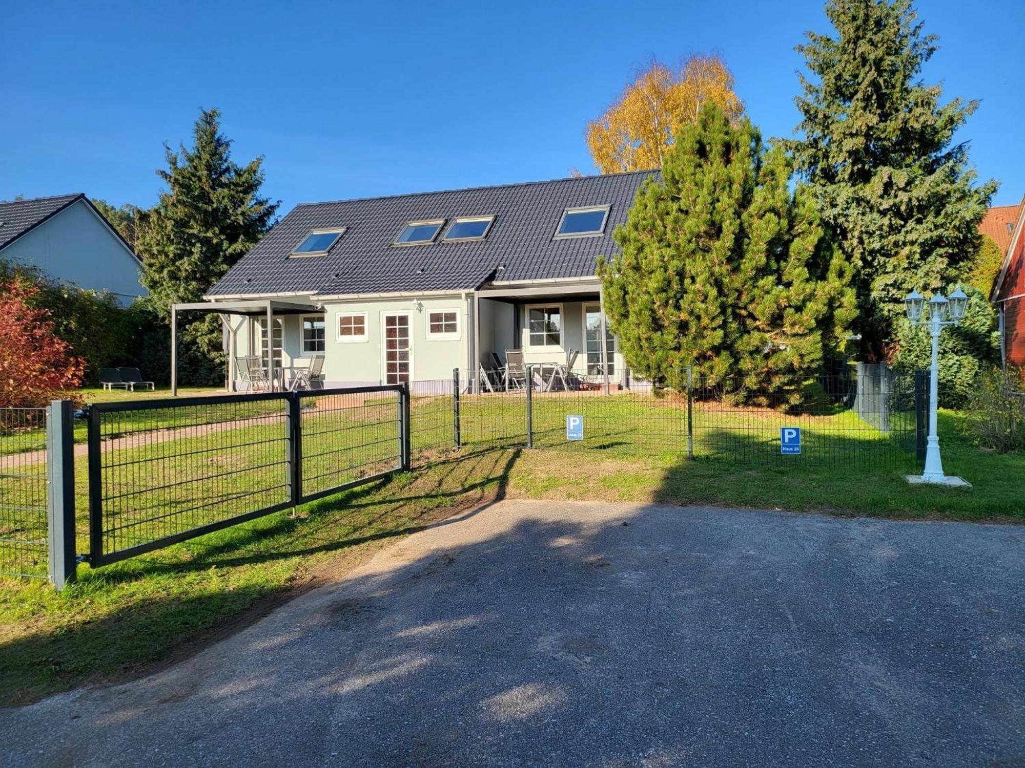 Ferienwohnung Usedom Familie Stopp Apartment 23a hundefreundlich eingezäunt