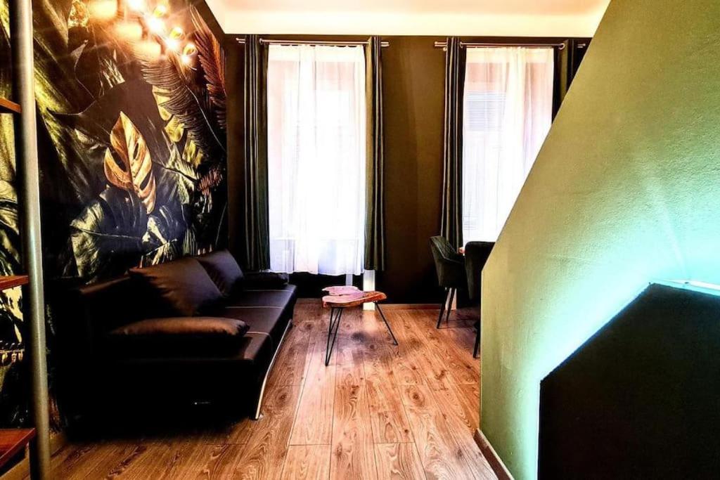Modern flat with great location for longer stays